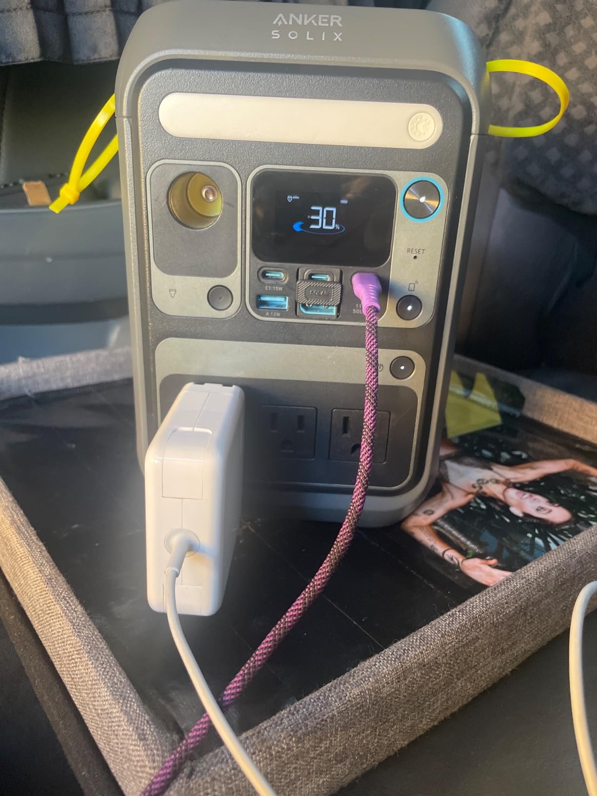 Anker Portable Power Station SOLIX C300, 288Wh LiFePO4 Battery, 300W (600W Surge) Solar Generator, 140W Two-Way Fast Charging, for Outdoor Camping, Traveling, and Emergencies (Solar Panel Optional) customer photo 1