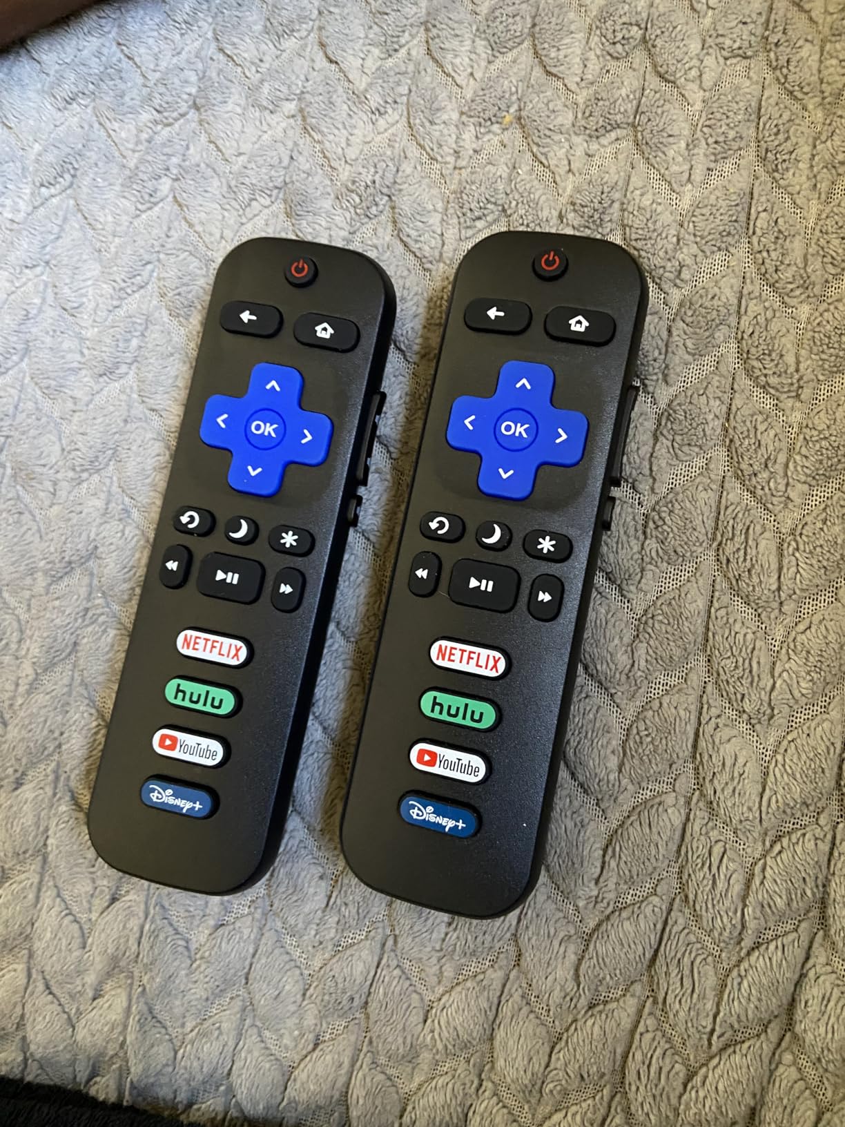 Universal-TV-Remote-Control Compatible with Samsung/LG/Vizio/Hisense/Sony/Philips/Onn/Sharp/RCA/Element/Westinghouse/Sanyo/Emerson TV and More Brand Smart TVs customer photo 1