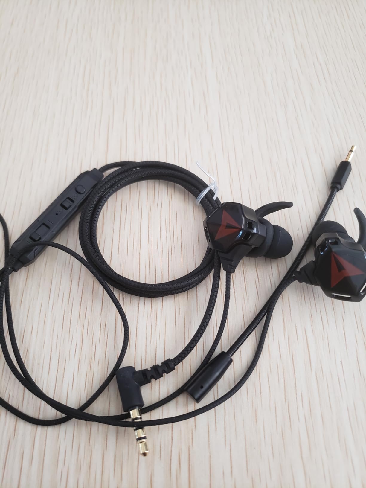 Battle Buds Pro in-Ear Gaming Headset with Dual Microphone, Mute and Volume Control, Wired Earphones for Mobile Gaming, Nintendo Switch, Xbox One, PS, PC (New-Black) customer photo 2