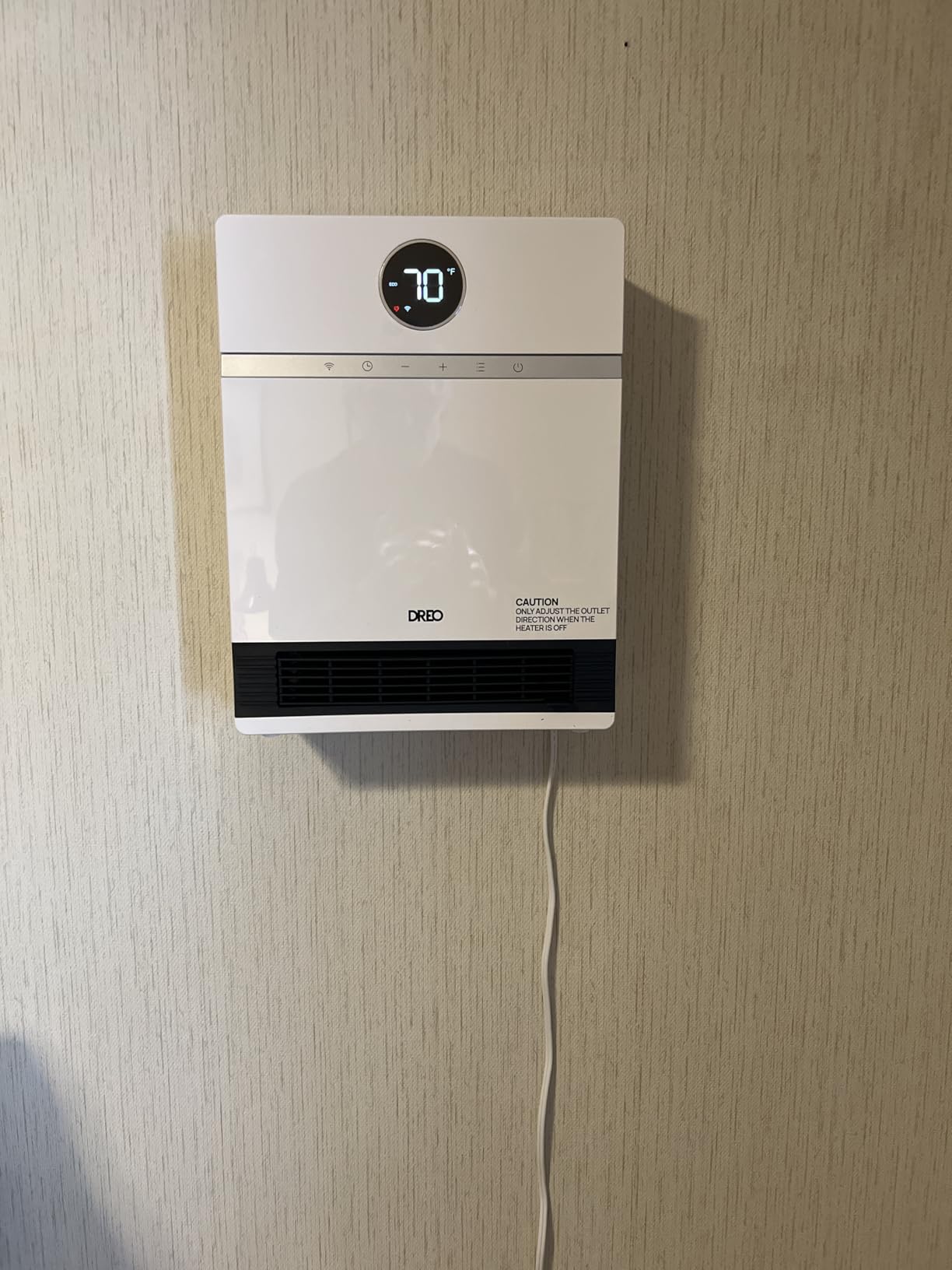 DREO Smart Wall Heater, IP24 Electric PTC Space Heaters for Indoor Use, 30 Degree Oscillation, Adjustable Thermostat, Remote Control, Works with Alexa, 24H Timer, Easy-mounted for Office, Bedroom, Home customer photo 1