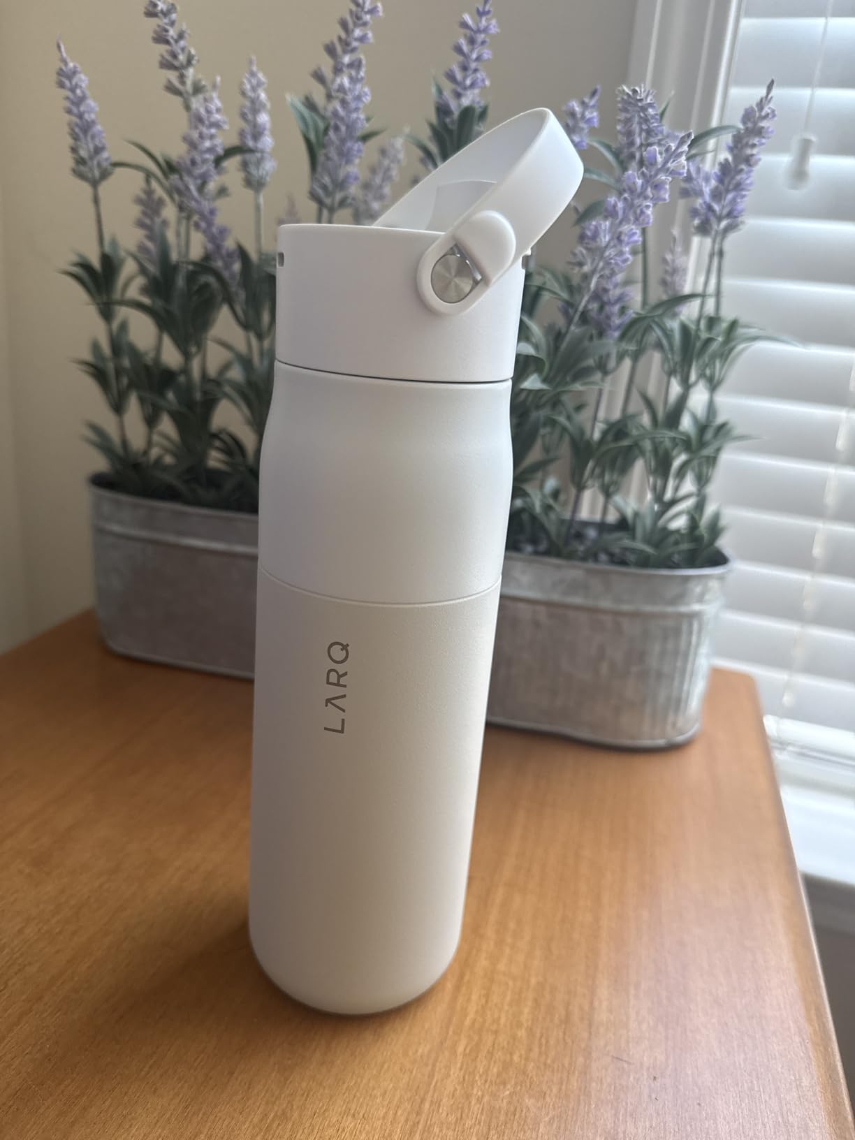 PureVis 2 Self Cleaning Water Bottle - UV Water Purifier with Filter Straw, Smart App Hydration Tracking, Insulated Stainless Steel customer photo 1