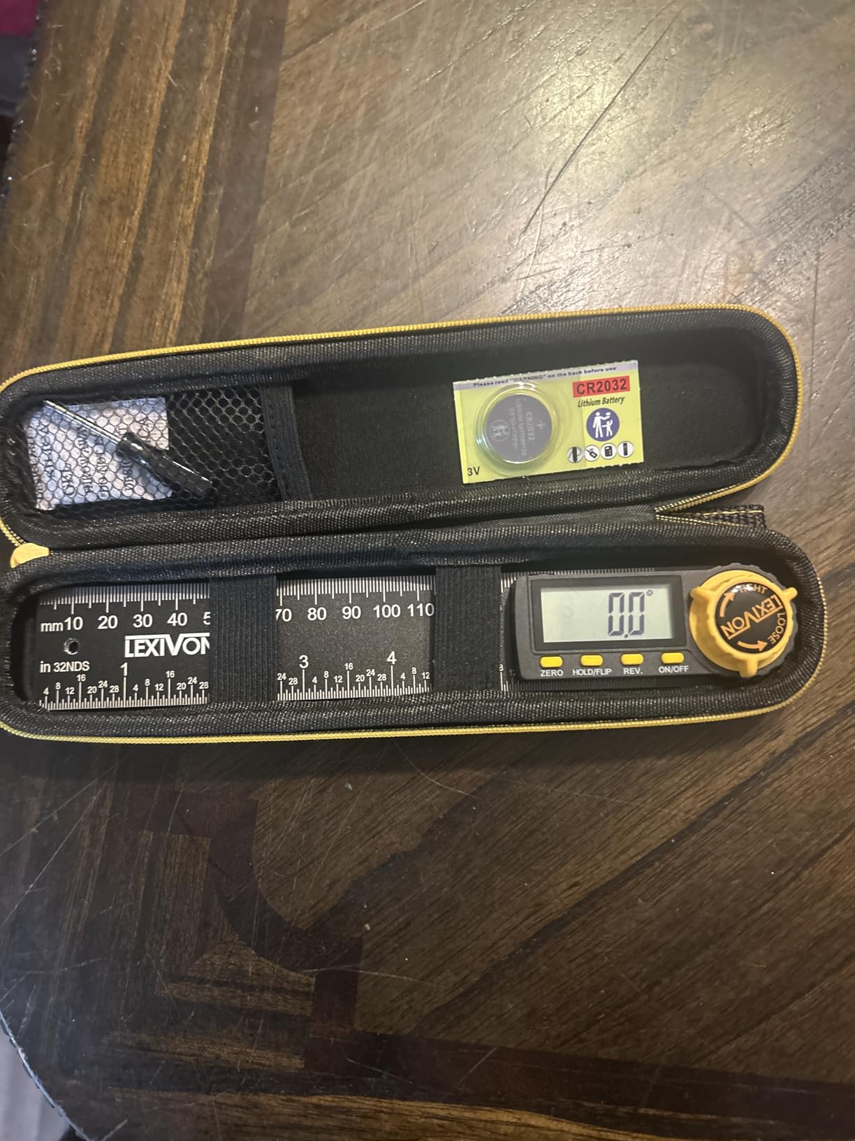LEXIVON Aluminum Digital Angle Finder Gauge, 7-inch/180mm Multi-Purpose Protractor, Includes XL Display and Rugged Zippered Pouch (LX-DAF7) customer photo 1