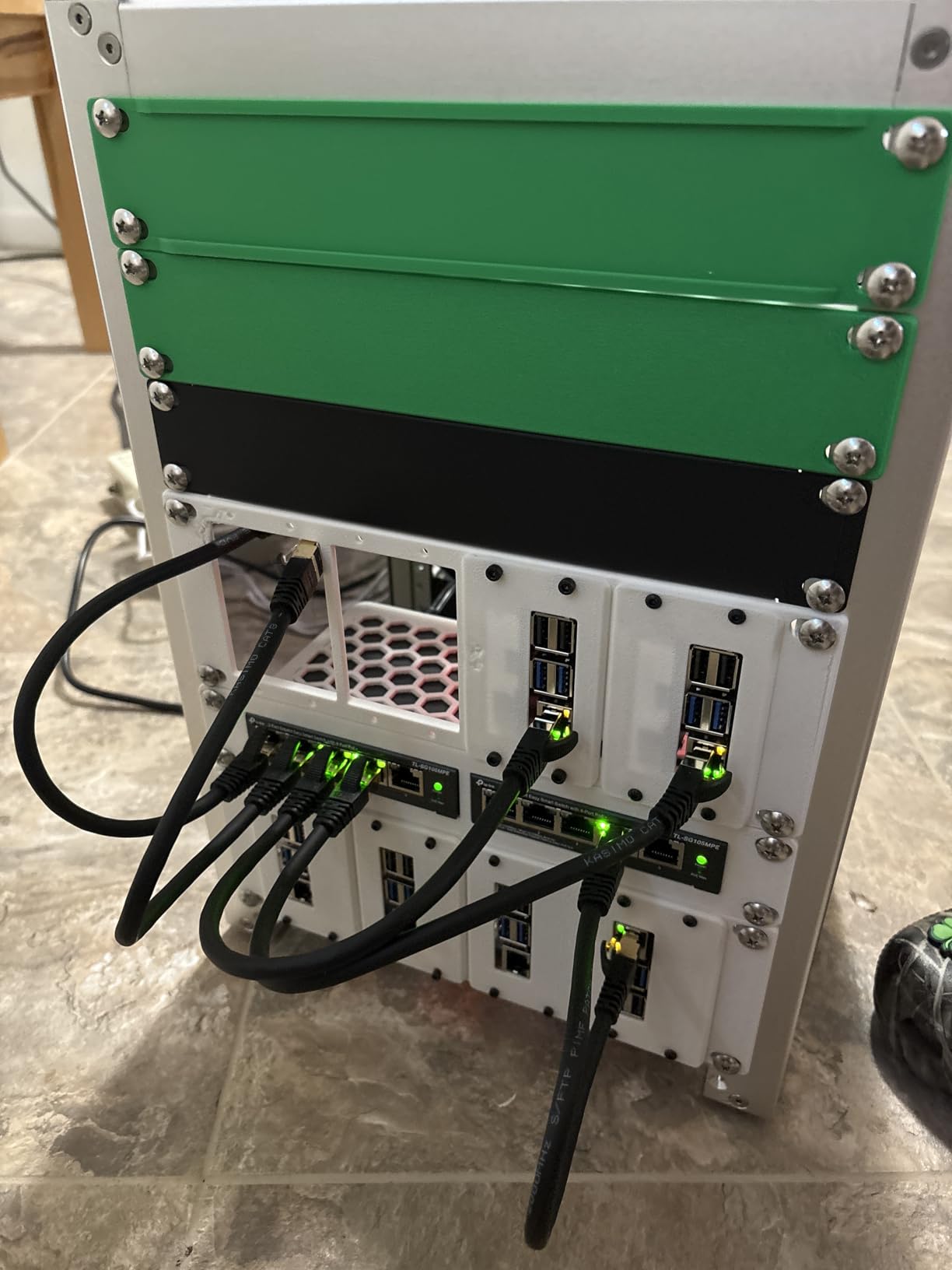 P33 M.2 NVME M-Key PoE+ Hat with Official Pi 5 Active Cooler for Raspberry Pi 5, Support M.2 NVMe SSDs 2230/2242/2260/2280 customer photo 1