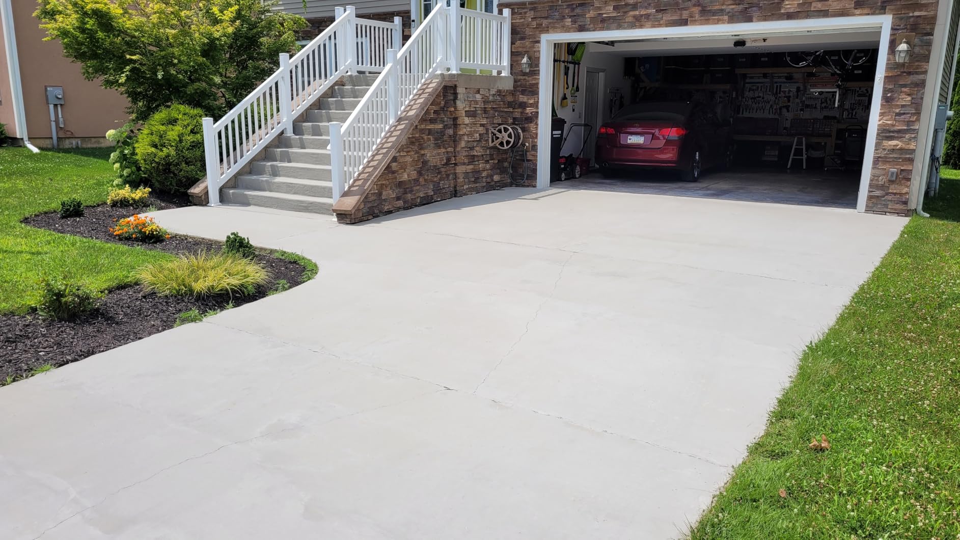 Greenworks Pro Brushless 3000 PSI (CSA Certified) 2.0 GPM Max / 1.1 GPM Electric Pressure Washer (Foldable Handles, Rugged Steel Frame, 25 FT Hose, 35 FT GFCI Power Cord) customer photo 2