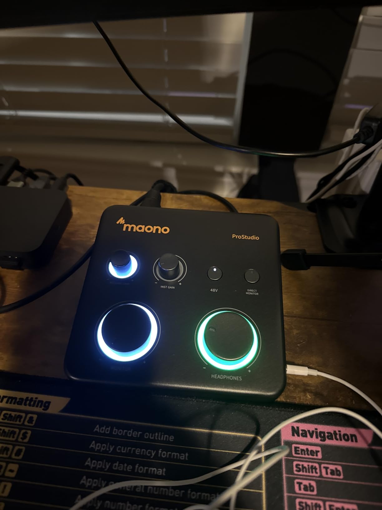 MAONO USB Audio Interface for PC: Interface with XLR Input 24-bit/192kHz Routing Software LOOPBACK ASIO Driver for Recording Music, Home-Studio, Guitar, Podcast, Streaming, DAW(PS22 Lite Black) customer photo 1