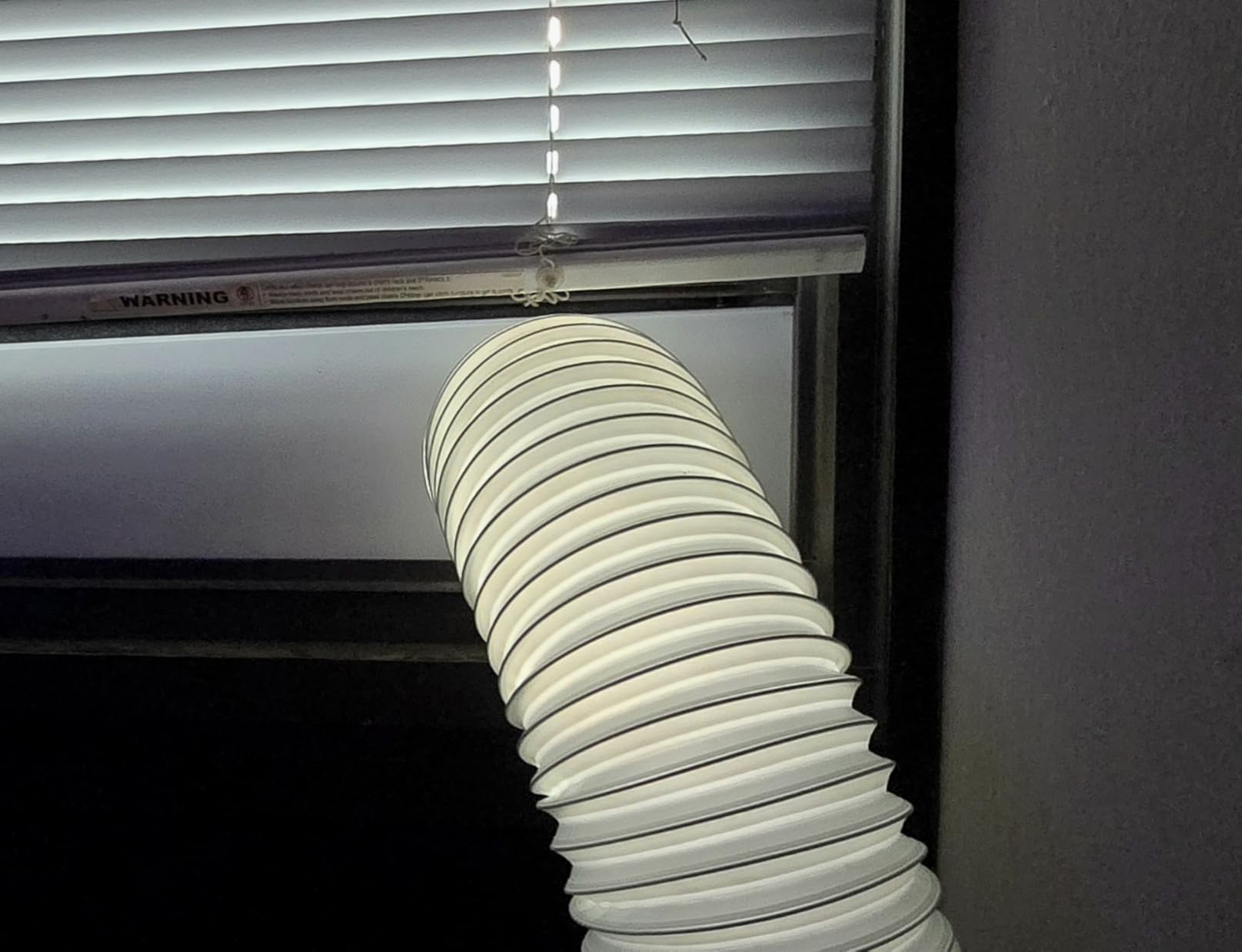 BLACK+DECKER Portable Air Conditioner, 8,500 BTU (5,100 BTU SACC) for Rooms Up To 350 Sq. Ft., Portable AC with Full Function Remote Control & Window Kit, BPACT05SM, White customer photo 2