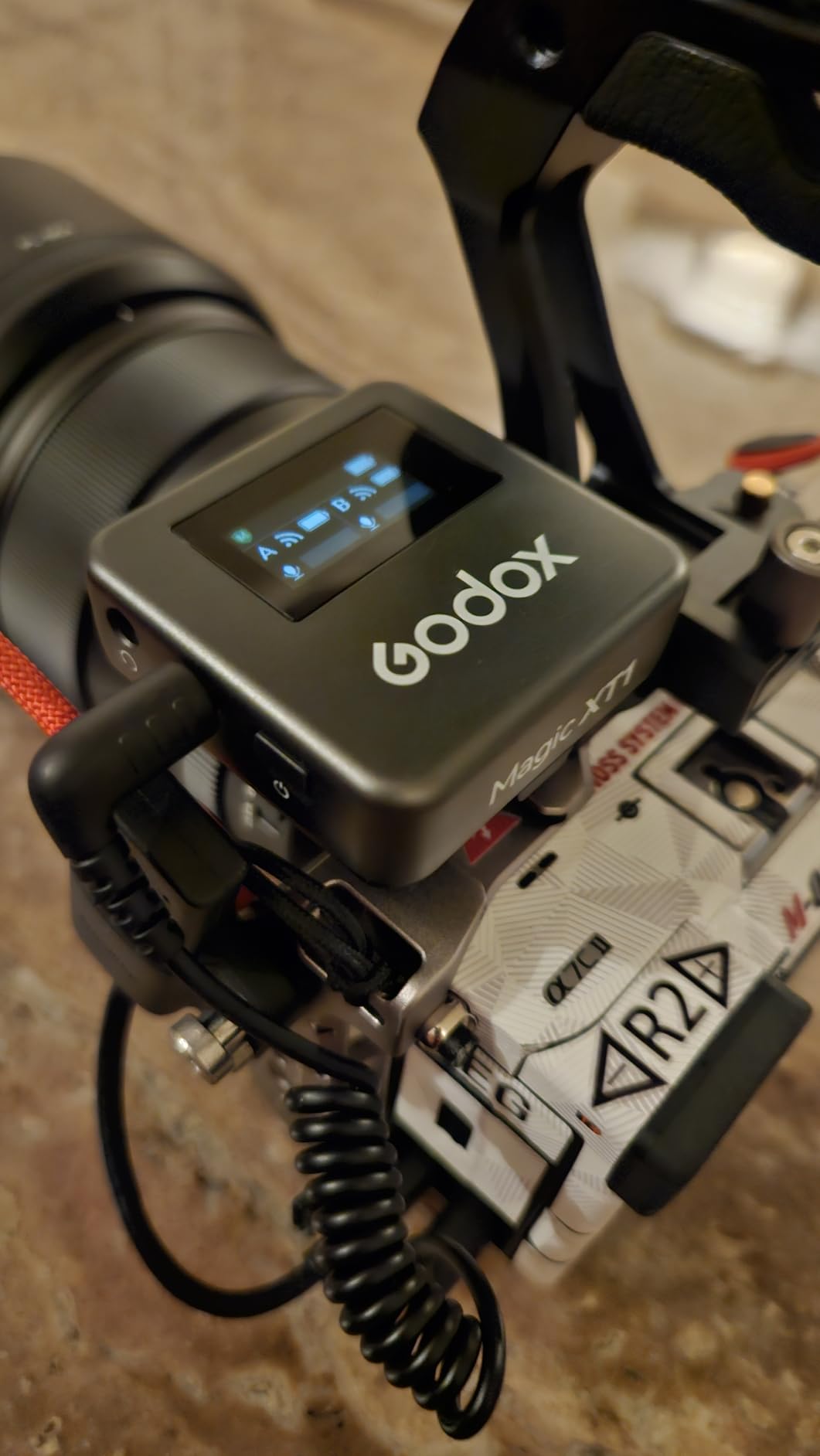 GODOX Wireless Lavalier Microphone for iPhone/Android/Camera/PC/Laptop with Lightning/USB-C/Plug, 48KHz 24Bit, Noise Cancellation for Video Recording, Vlog, YouTube, TikTok customer photo 2