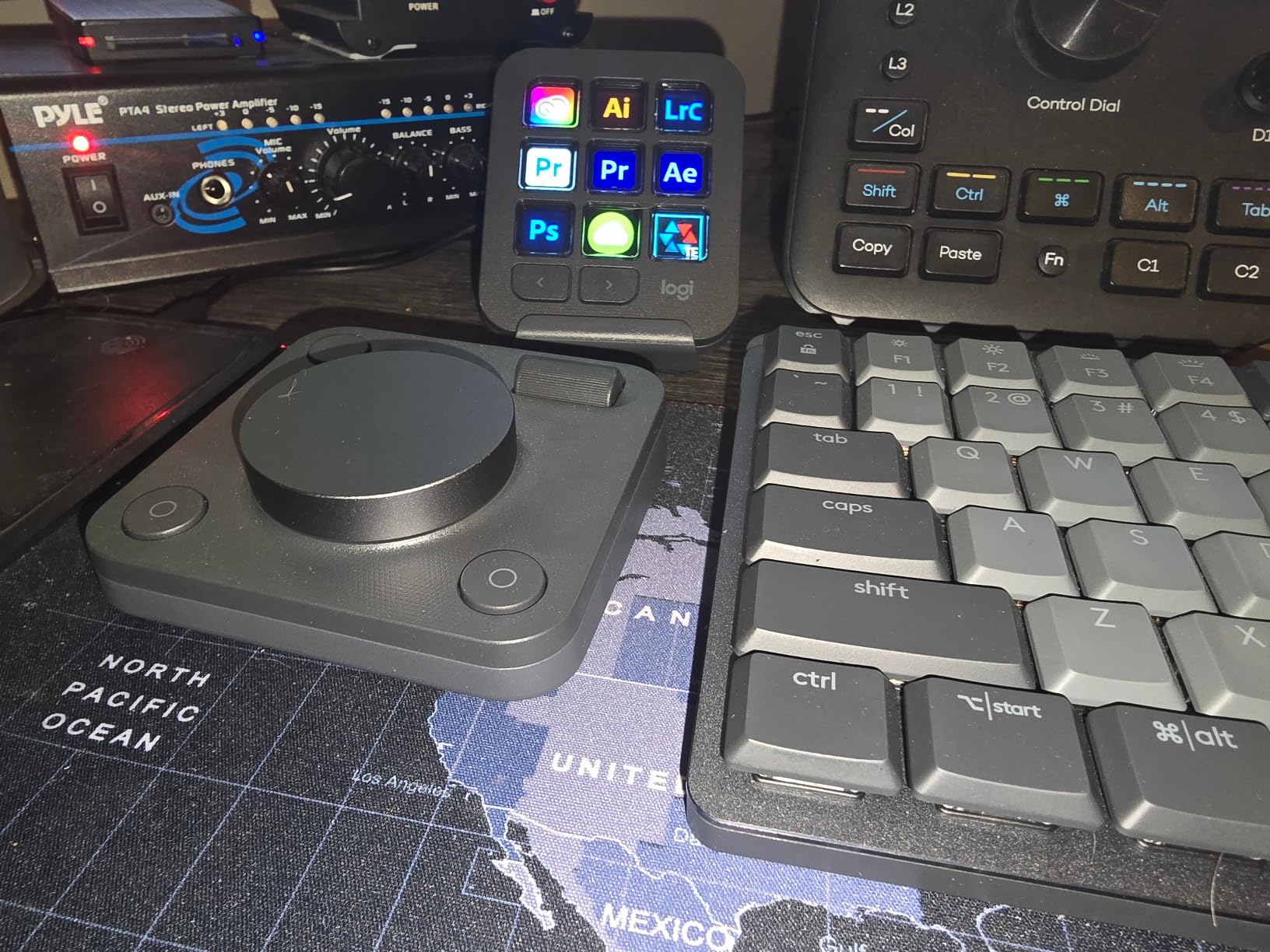 Logitech MX Creative Console, 9 Customizable LCD Keys, Stream Deck Accessories, Control Dial for Graphic Design, Adobe, Zoom, Spotify - Pale Grey, 3-Month Adobe Creative Cloud Membership customer photo 2