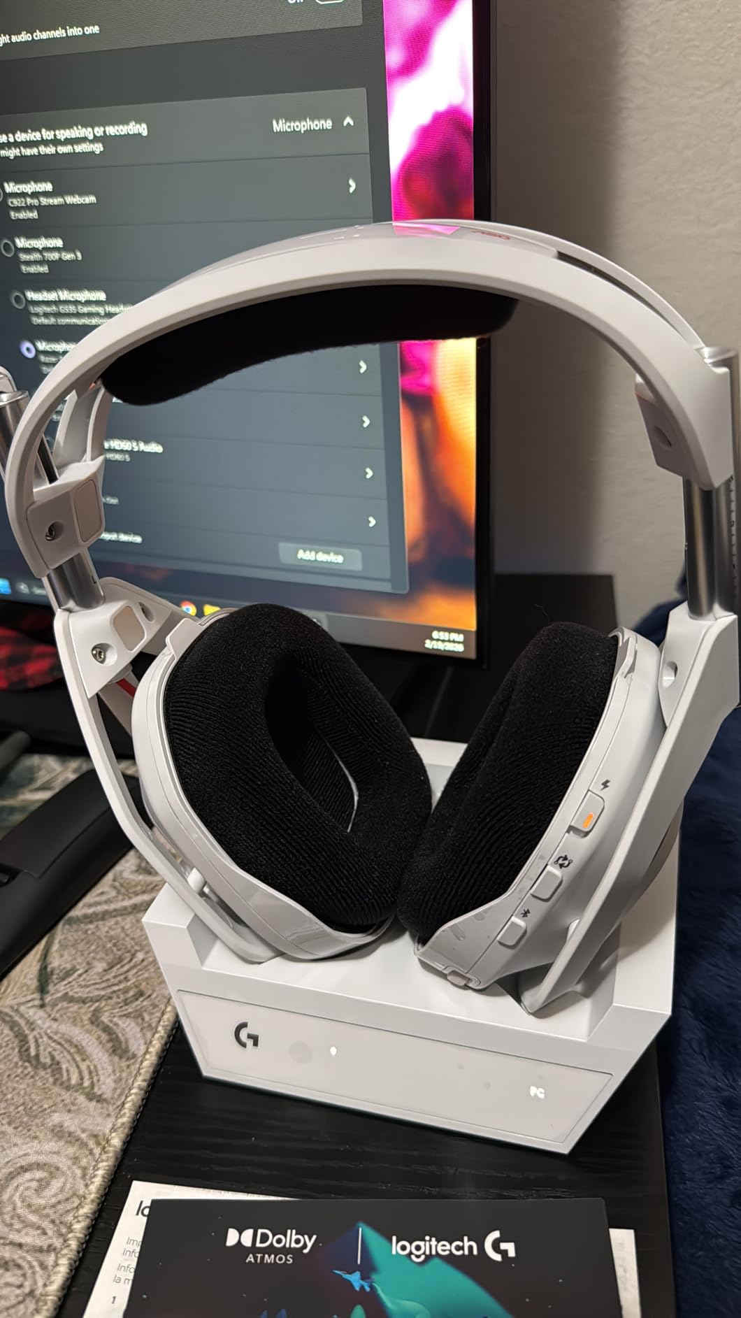 Logitech G Astro A50 Multi-Platform Wireless Gaming Headset + Base Station for PS5/Xbox/PC: PLAYSYNC Audio Switcher, <16bit/48kHz (Console), <24bit/48kHz (PC), 24hr Battery, 2.4GHz & BT - Black customer photo 1