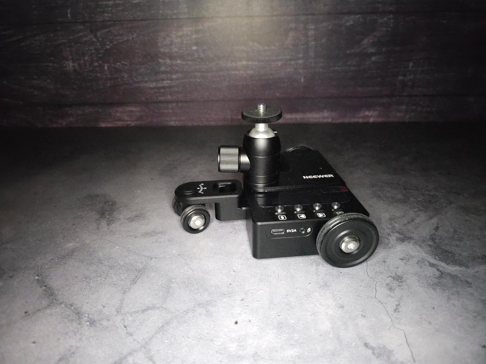 Neewer DL400 Upgraded Motorized Camera Slider Dolly with App Control, Ultra Quiet Powerful Dual Motor Drive, 5H Runtime, Compatible with GoPro iPhone Android Samsung Smartphone DSLR Camera Camcorder customer photo 2