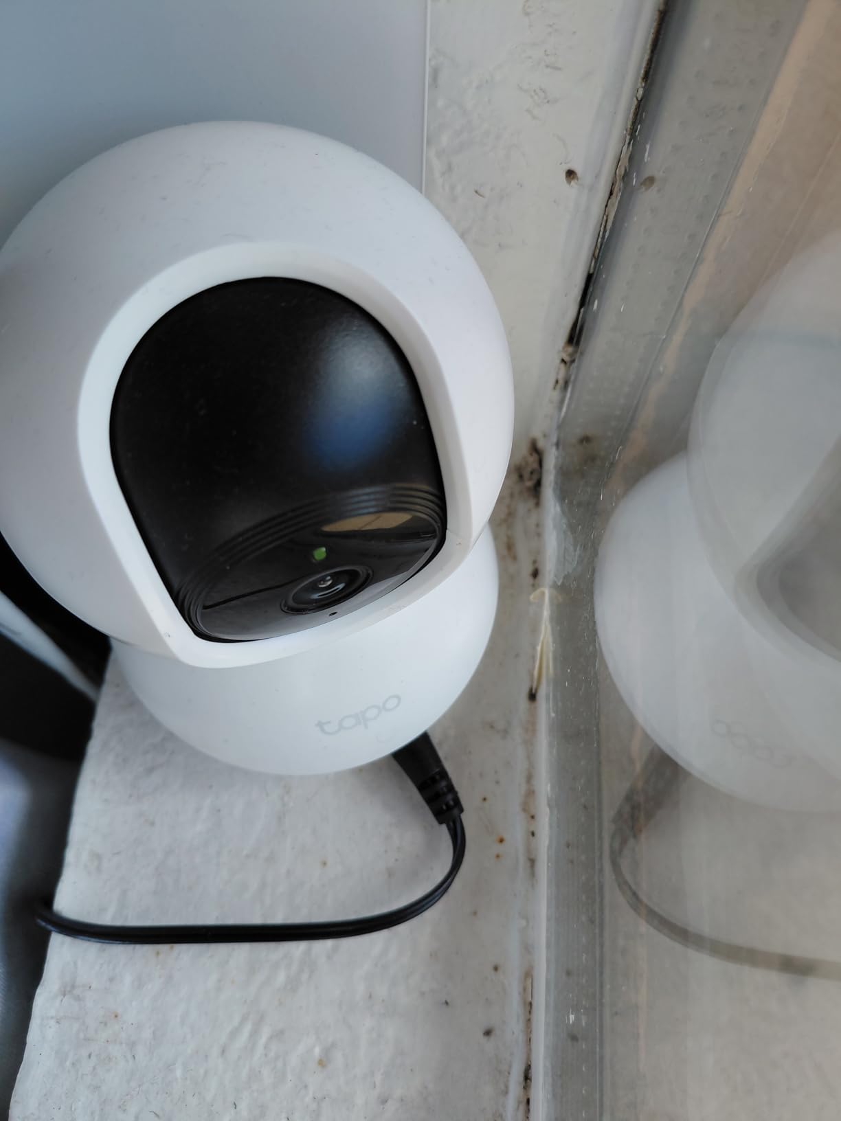 Tapo 1080P Indoor Pan/Tilt Wired Security Camera - Works as a Baby & Pet Monitor, Motion Detection, 2-Way Audio, Siren, Night Vision, Subscription-Free Local Storage or Optional Cloud, Black, C201 customer photo 2