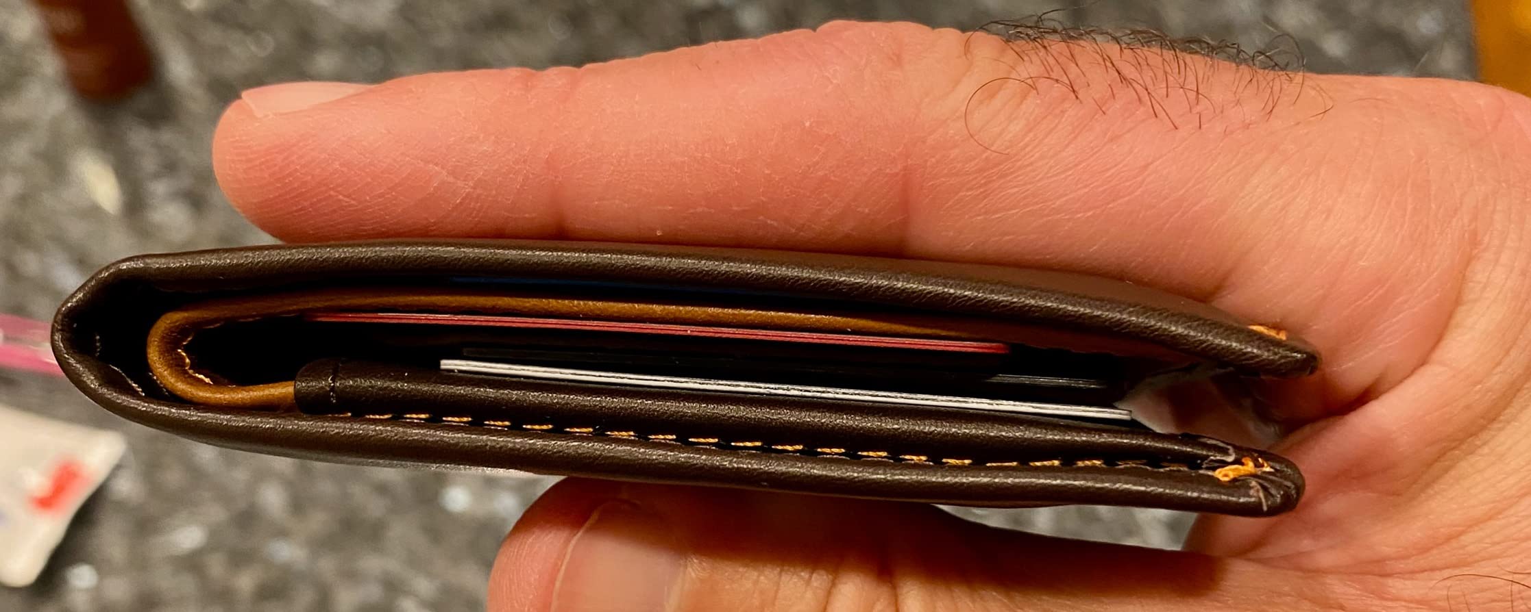 Note Wallet (Slim Leather Bifold Design, RFID Blocking, Holds 4-11 Cards, Coin Pouch, Flat Note Section) customer photo 1