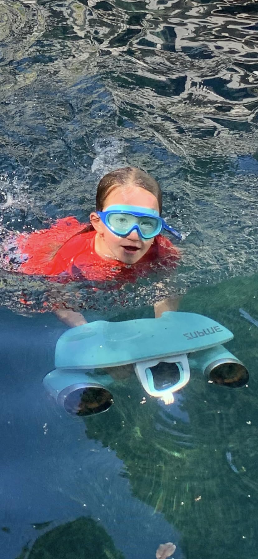 Sublue Mix Underwater Scooter with Action Camera Mount 30 Minutes 22lbf 131ft Waterproof Dual Motors Water Sports Pool Diving Snorkeling for Adults Gray Battery Version customer photo 1