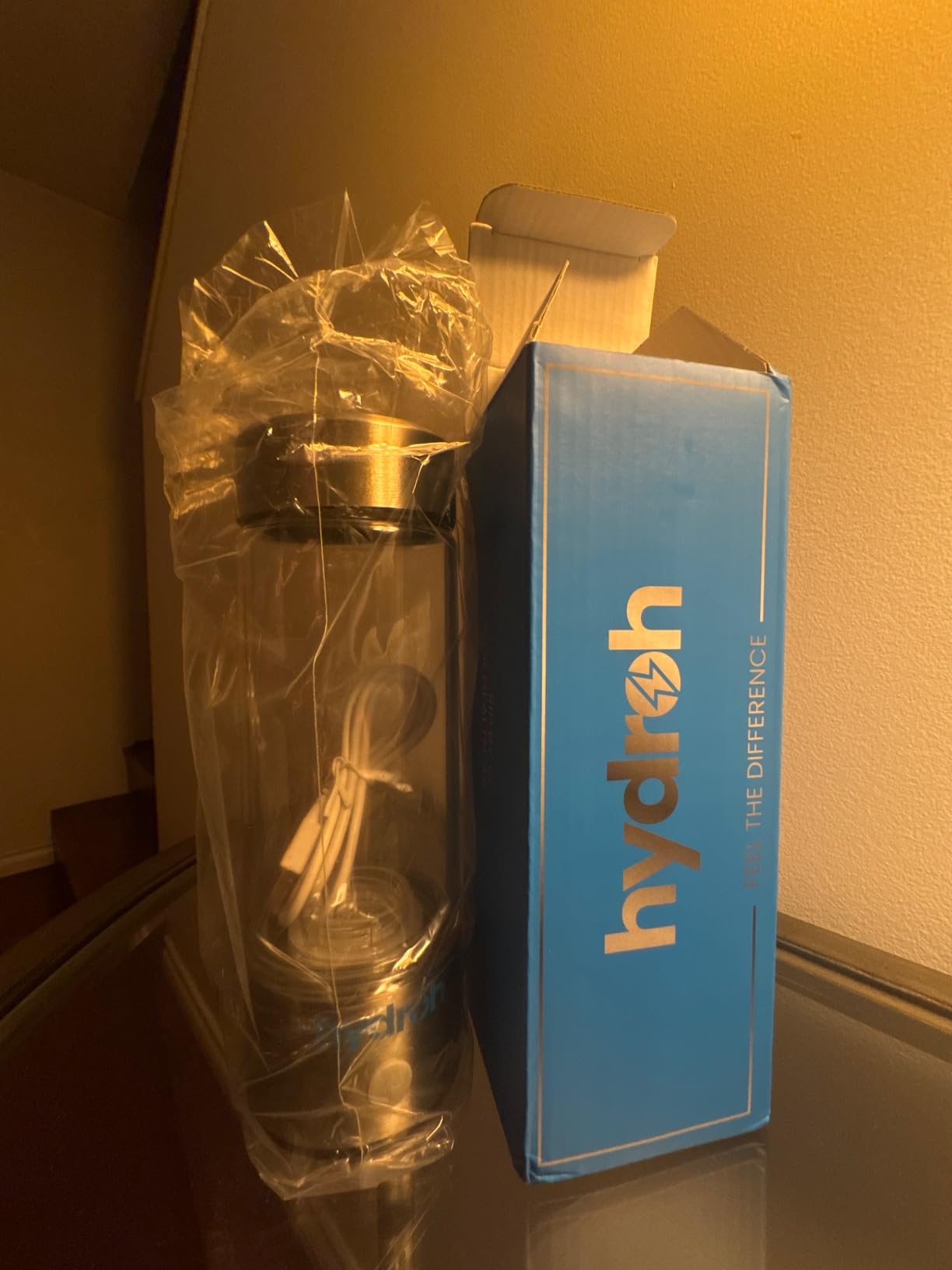 Hydroh Original Hydrogen Water Bottle 15oz, Portable Hydrogen Water Bottle 2024, Advanced Hydrogen Rich Water Maker with SPE/PEM customer photo 2