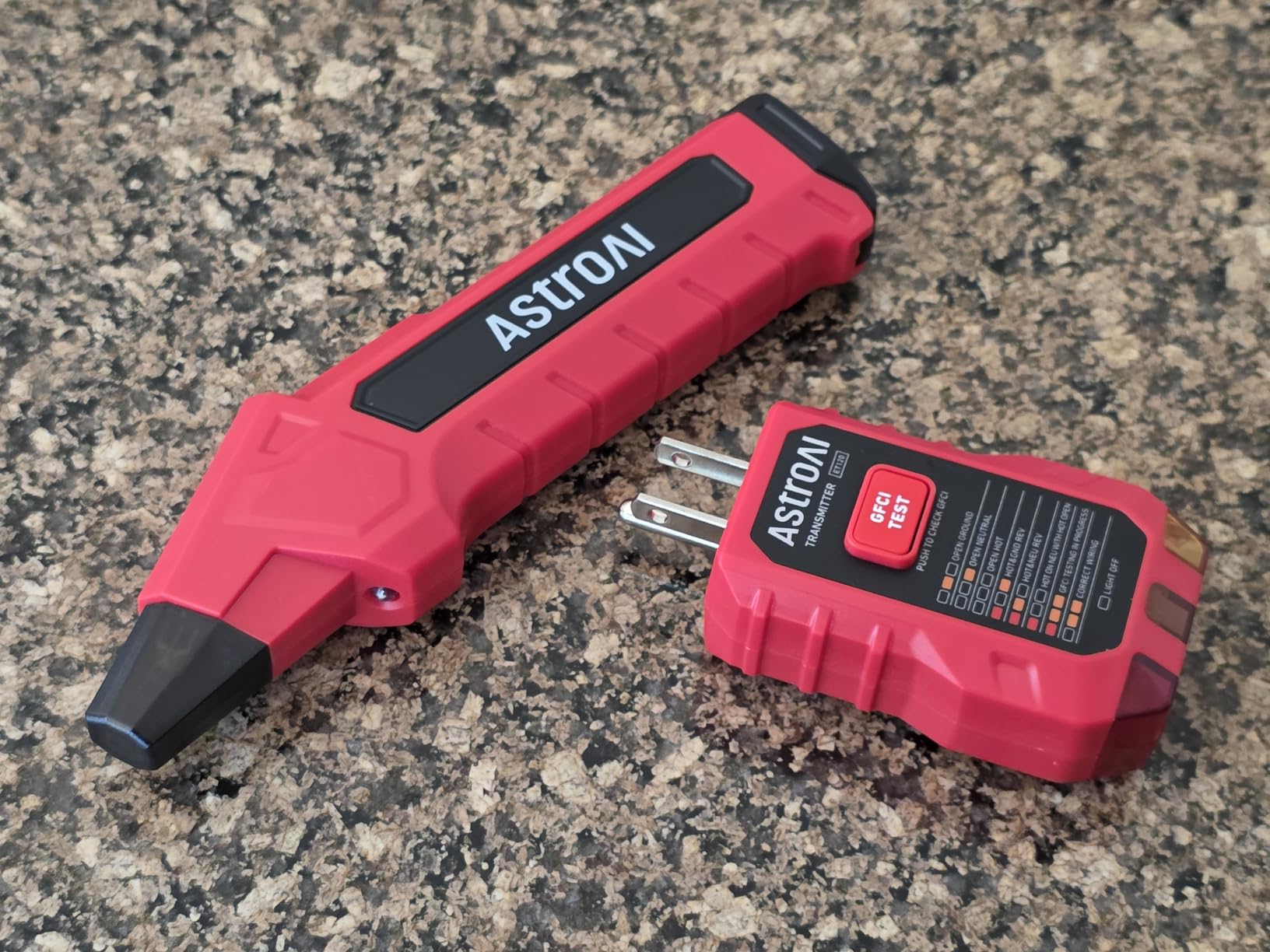 AstroAI Circuit Breaker Finder with GFCI Outlet Tester, Electrical Tester Tool for Home/Workshop Circuit Tracing, Quickly Locates Breakers with Indicators customer photo 1