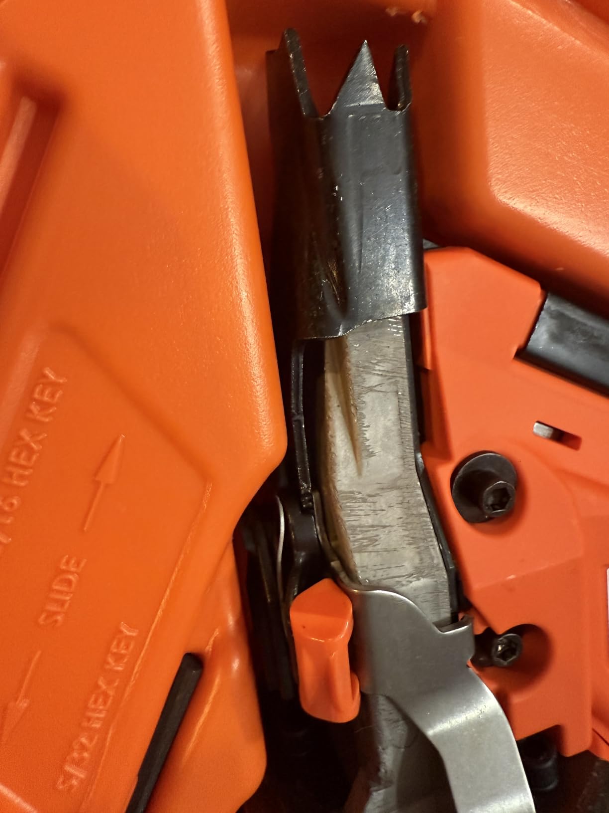 Paslode Cordless Xpro 30 Degree Framing Nailer, 906800, Battery and Fuel Cell Powered, No Compressor Needed customer photo 2