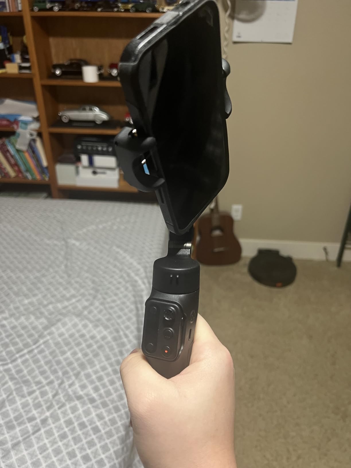 hohem iSteady X3 SE Gimbal Stabilizer for iPhone, Phone Stabilizer with Detachable Remote Control, Portable Foldable 3-Axis Phone Gimbal for Android & iPhone 16 15 Pro Max, Ideal for Travel Vlogging customer photo 1