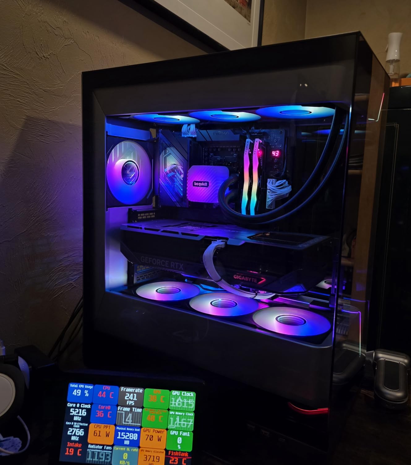 Be Quiet! Light Loop 360mm | All in One Water Cooling System | Customizable ARGB CPU Cooler with Hub | Quiet Water Cooler | Black | BW022 customer photo 2