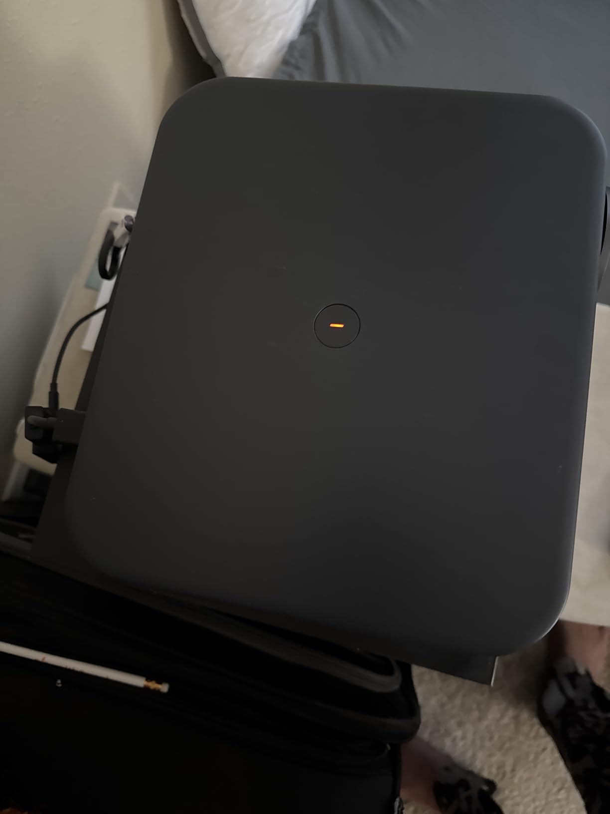 HAPPRUN 2000 ANSI 4K Decoding Projector with WiFi and Bluetooth, Movie Home Theater with Auto Focus, 300'' Display for Indoor/Outdoor customer photo 1