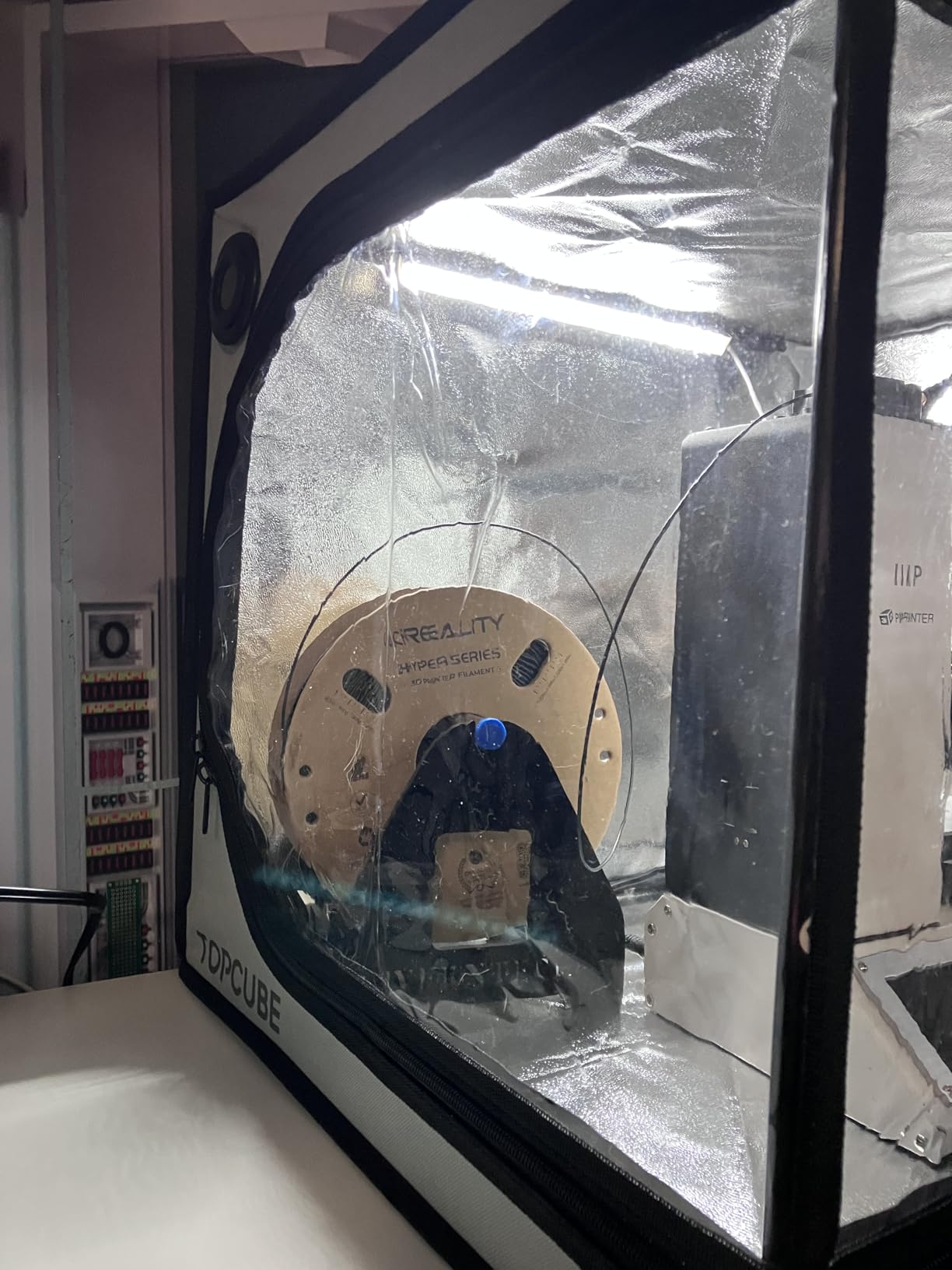 3D Printer Enclosure for Bambu Lab A1, Upgraded Large Size Enclosure with LED Light, Fireproof Waterproof Dustproof Noise Reduction Constant Temperature 3D Printer Cover, 580X670X670MM customer photo 1