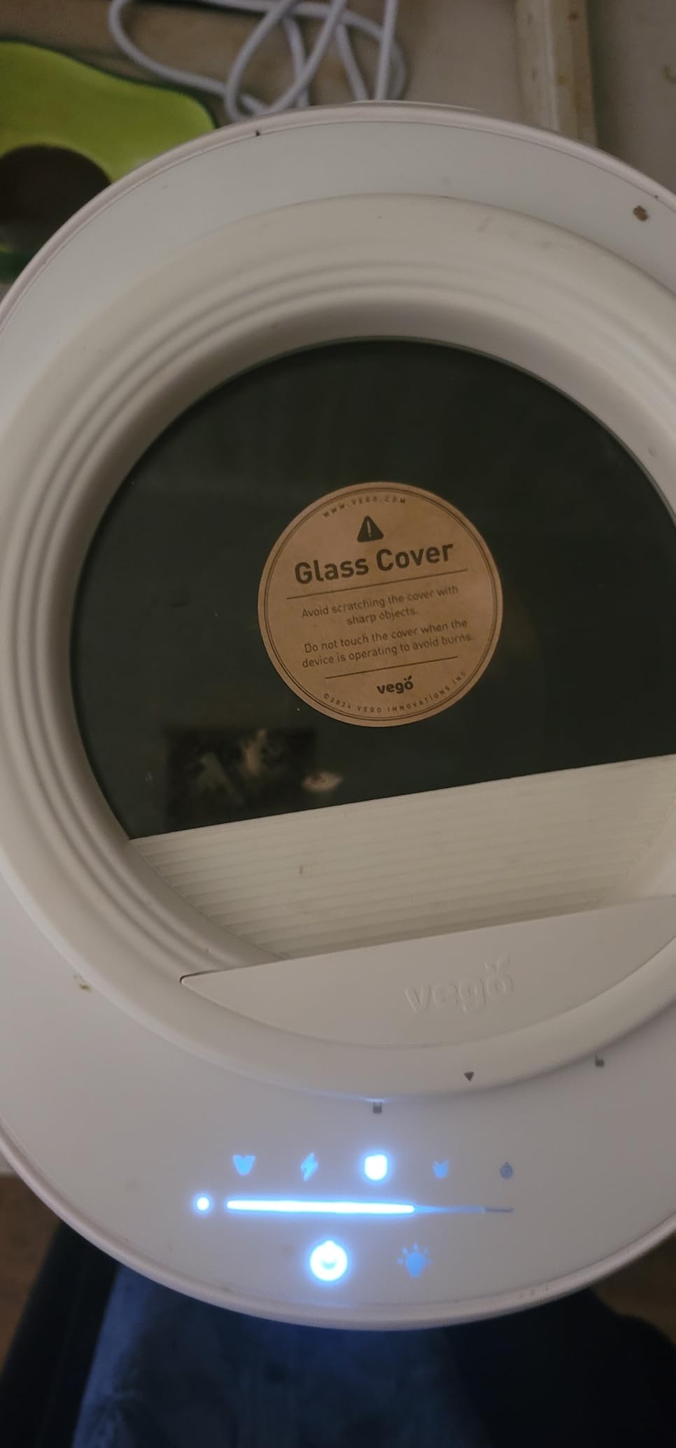 Vego Kitchen Composter, 4L Electric Composter Countertop 5 Modes Weight-Based Smart Compost Bin with App Odorless Auto-Cleaning Food Waste Compost Machine Indoor, White customer photo 1