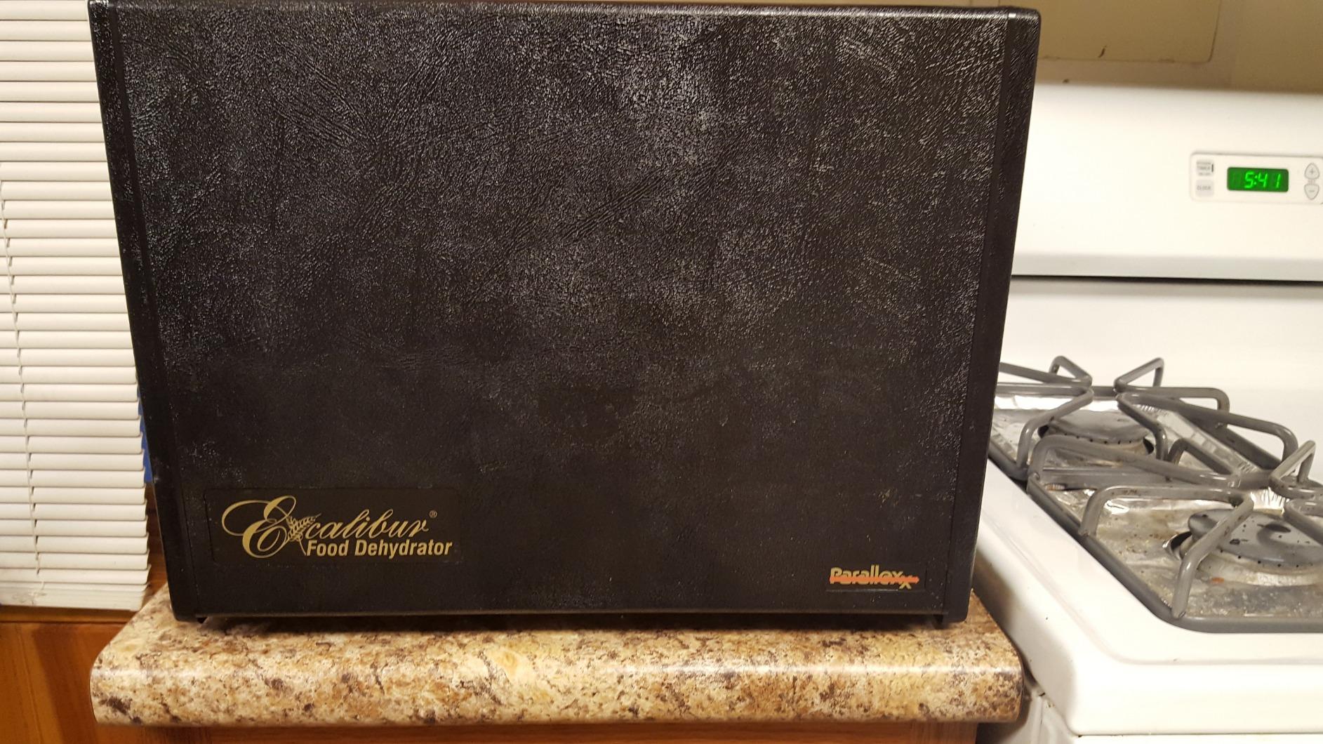 Excalibur Food Dehydrator 8-Tray for Jerky, Fruit, Vegetables, Herbs, Pet Treats, 7.2 Cu Ft Drying Space with Adjustable Temperature Control and 80 hour digital timer, 8-Tray, Stainless Steel customer photo 2