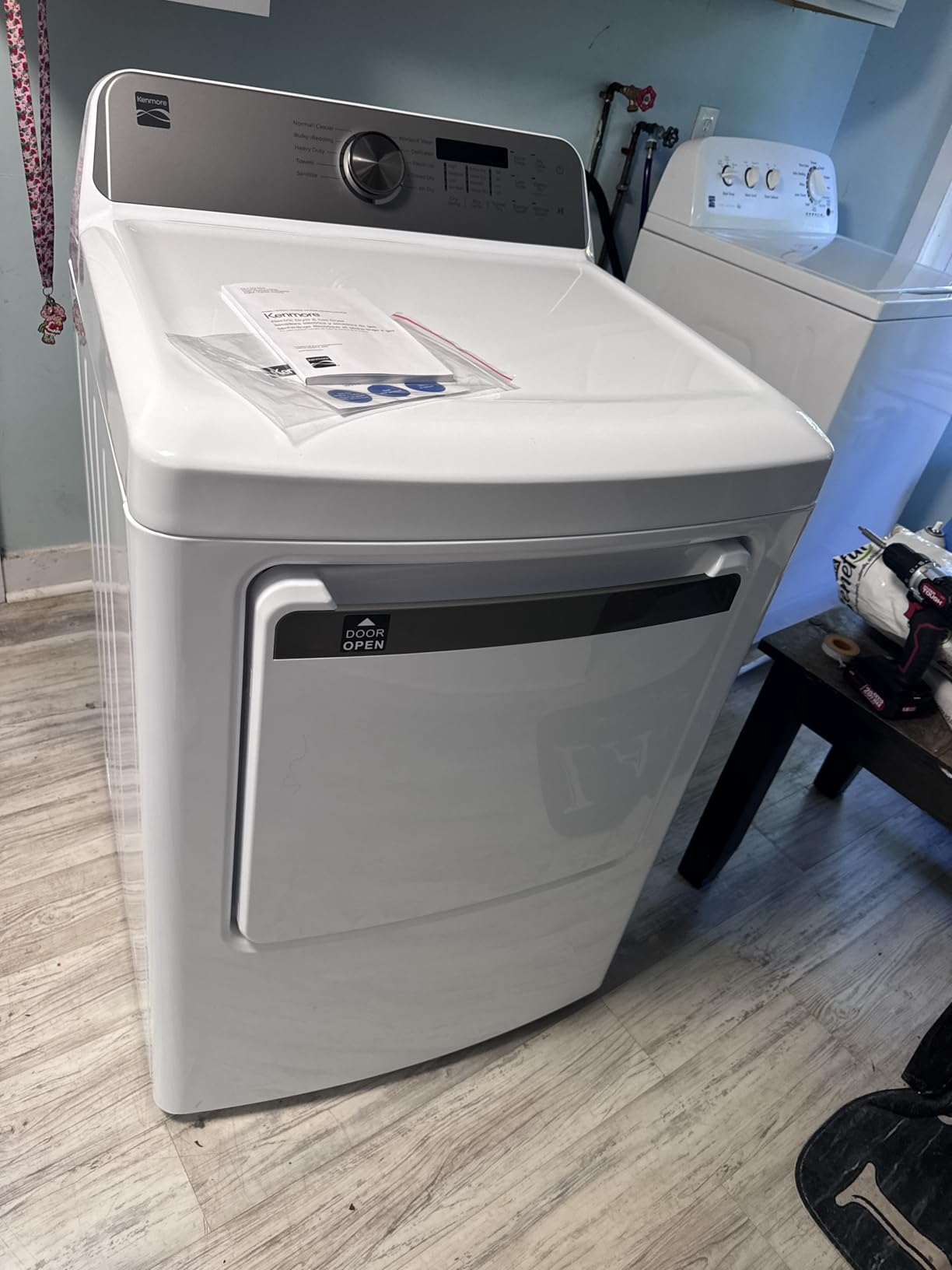 Kenmore 7.0 cu. ft. Front Load Gas Dryer - with Guard to Reduce Wrinkles & Static - Smart Sensor Drying - LED - White customer photo 1
