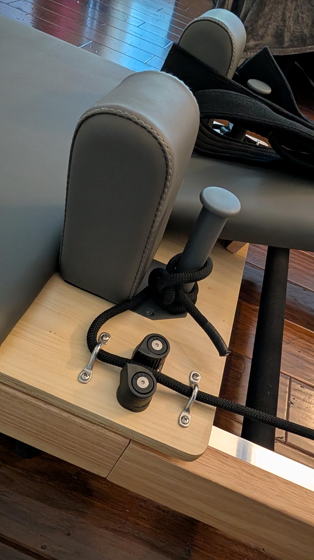 Pilates Reformer Machine,Oak Wood Home Pilates Equipment, Foldable Pilates Reformer with Reformer Box, Jump Board for Home Workouts and Body Exercises, Suits for Studio Gym Yoga customer photo 2