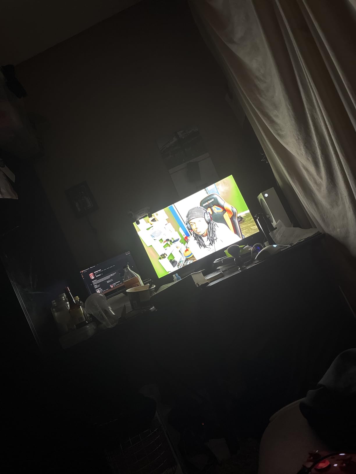 Z-Edge 27 inch Curved Gaming Monitor, FHD 1080P 300Hz 280Hz 240Hz Curved Monitor 1500R Computer Monitor, MPRT 1ms Monitor, FreeSync, Low Blue Light, 16.7M Colors, UG27S 2X DP and 2X HDMI customer photo 1