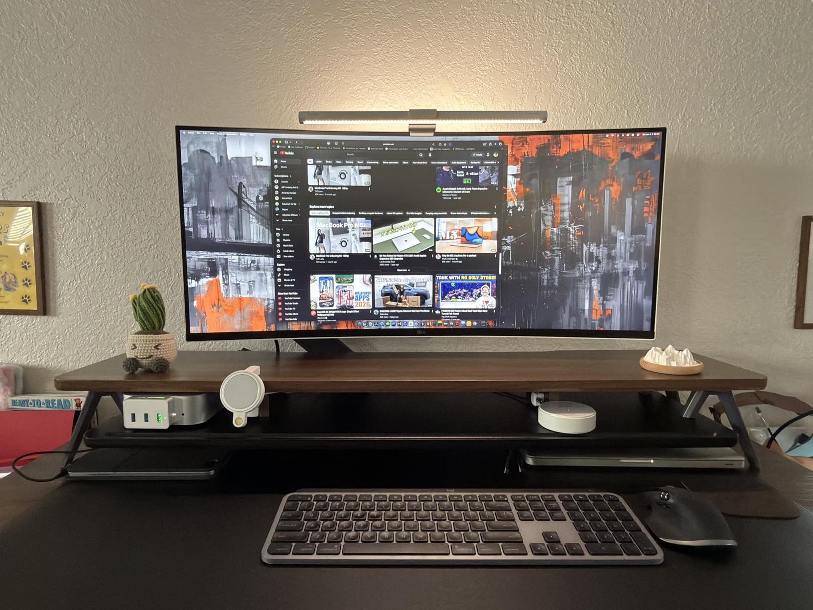 LG 34SR60QC-W 34-inch QHD (3440x1440) Curved Smart Monitor with Streaming, UltraWide Screen, webOS, HDR10, 100Hz, Built-in Speaker, AirPlay2, Screen Share, Bluetooth, ThinQ App, White customer photo 1