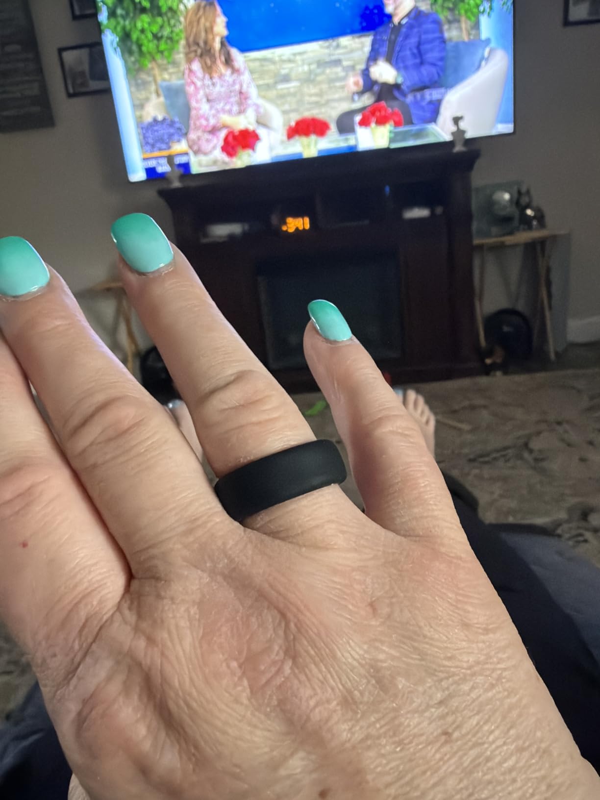 RingConn Gen 2 Smart Ring with Sleep Apnea Monitoring, No APP Subscription, 12-Day Battery Life, Stress/Heart Rate/Women's Health Tracker, Android & iOS Compatible customer photo 1