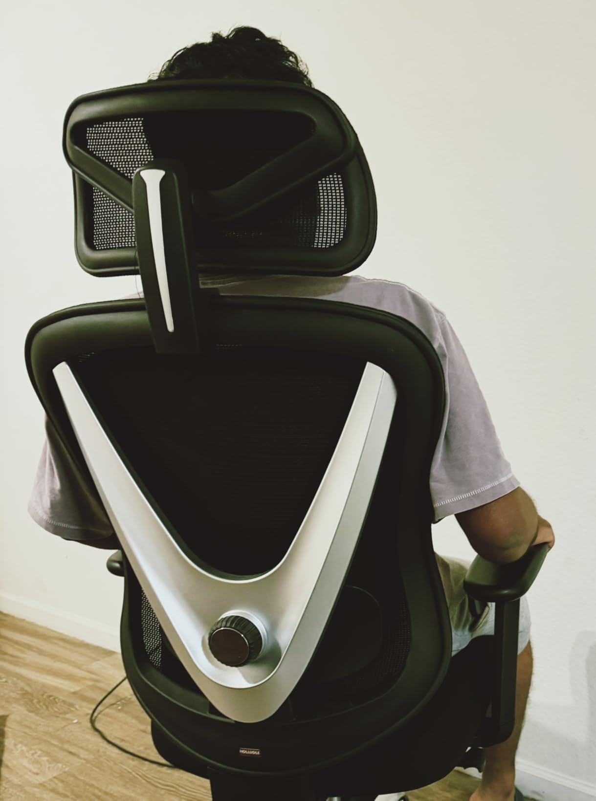 Ergonomic Mesh Office Chair - 3D Adjustable Lumbar Support & 3D Armrests, V-Shaped Back, Adjustable Desk Chair for Office & Home, Black customer photo 1