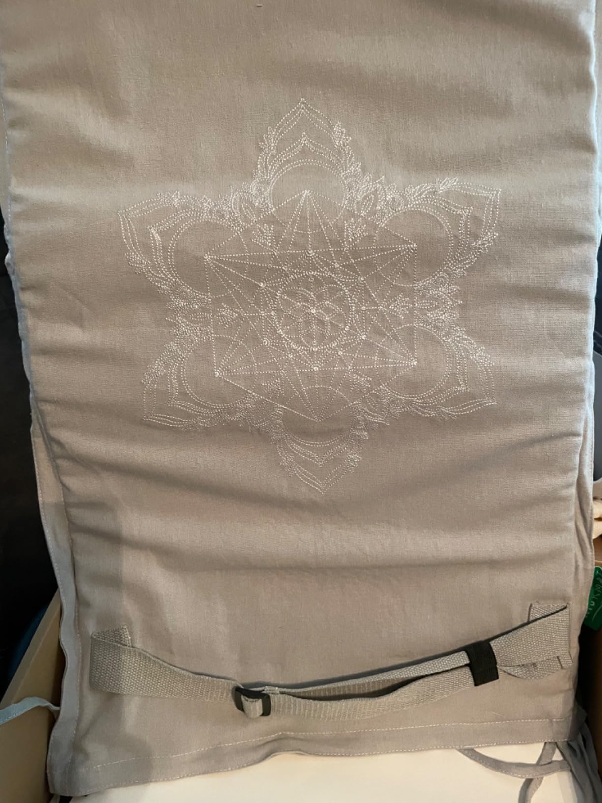 Premium Acupressure Mat and Pillow Set - Natural Eco-Friendly Linen & Coconut Fiber, Ergonomic Design, Relieves Stress & Tension, with Carrying Bag, Full Body Pro Set customer photo 2