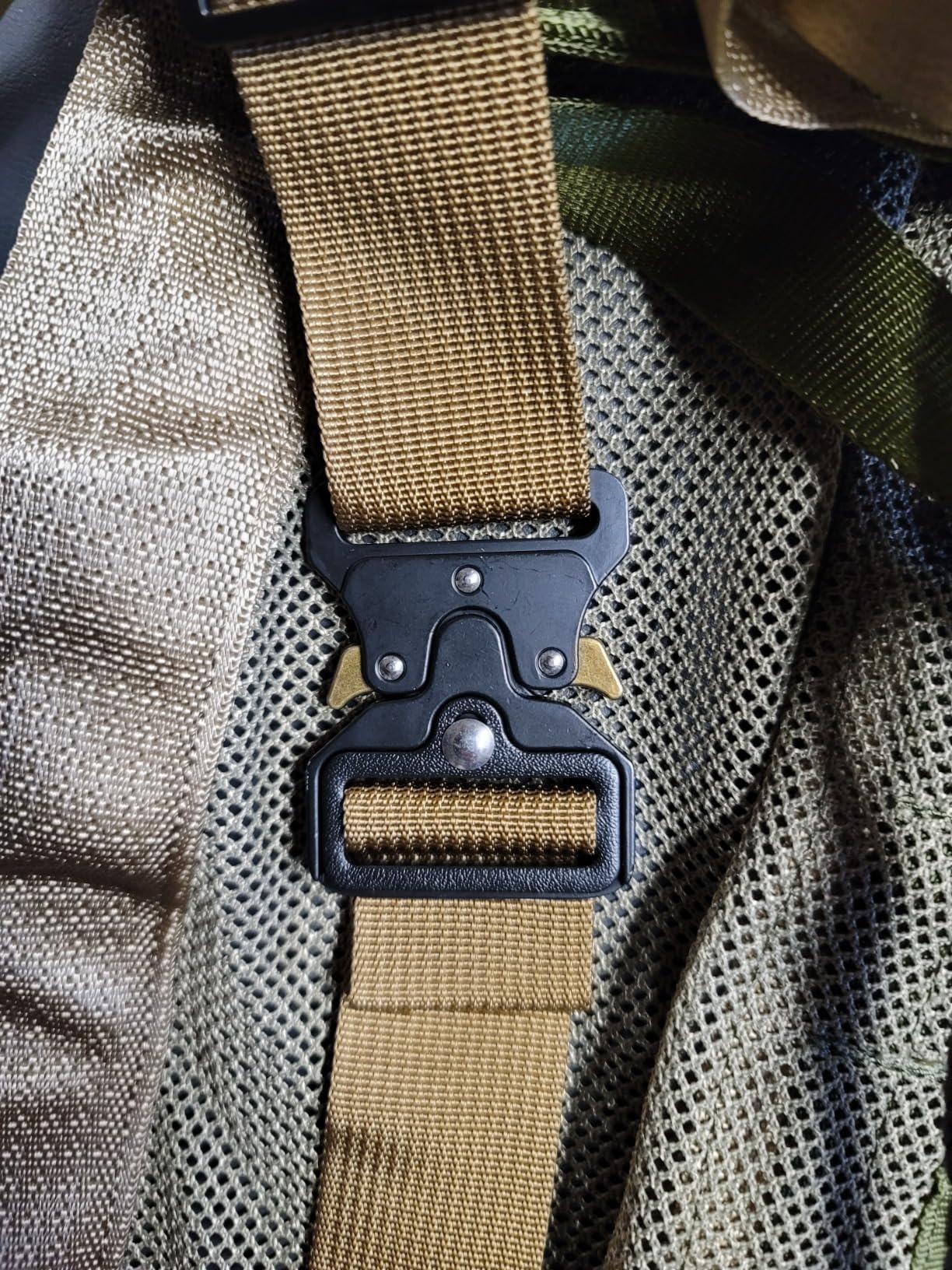 QOGIR Tree Saddle Platform, Reliable Saddle Hunting Platform, Lightweight Cast Aluminum Construction, Fully Adjustable Silent Saddle Platform, 12