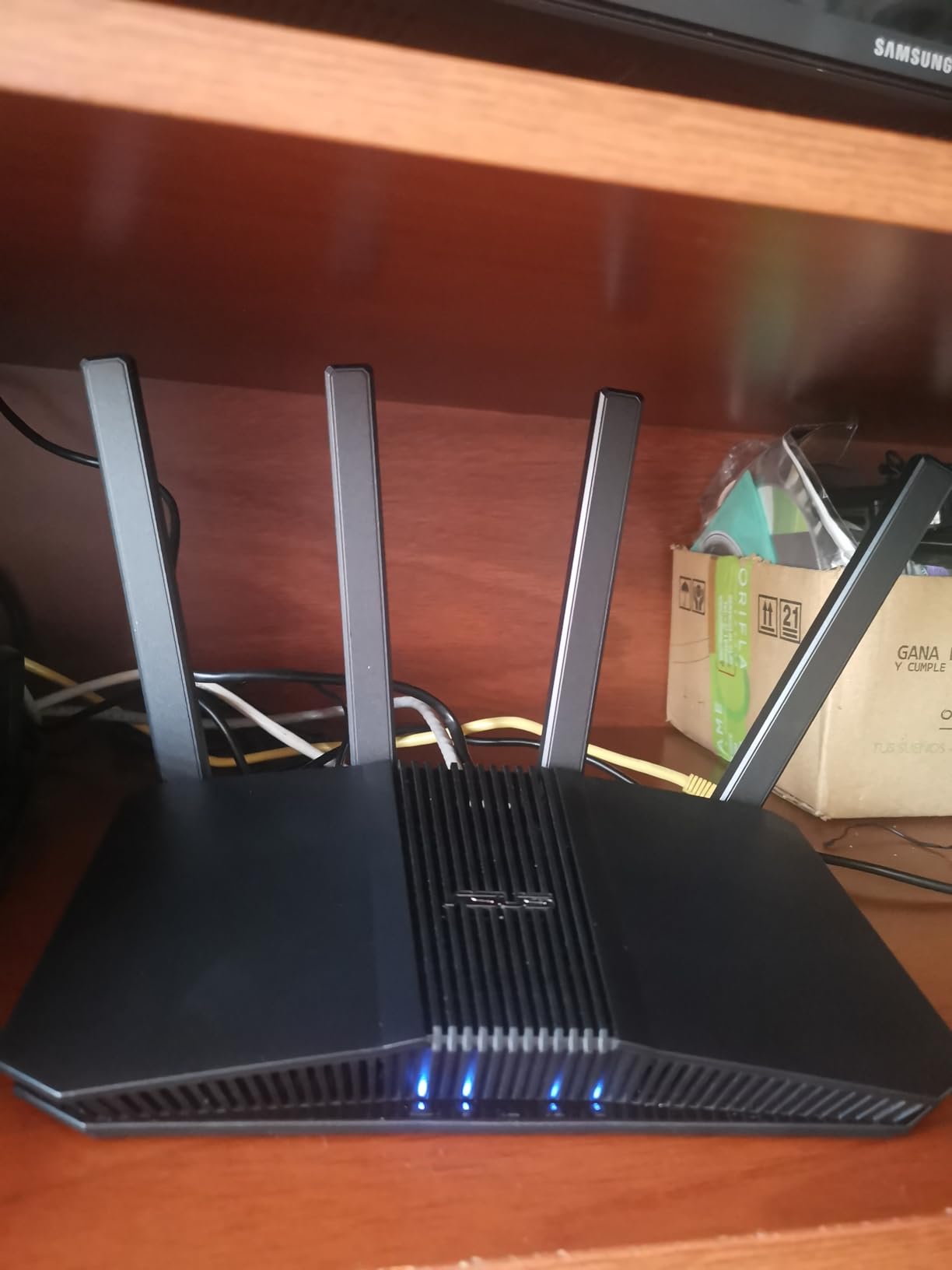 ASUS RT-BE58U WiFi 7 BE3600 AiMesh Extendable Router, 4K-QAM, MLO, AI Detection 2.5G Port, Four 1G Ports, Commercial-Grade Network Security, Parental Control, IoT Network, Kid's Network, VPN Network customer photo 2