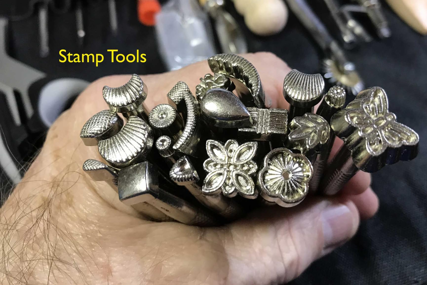 Nicpro 160PCS Upgrade Leather Tooling Kit Leather Working Tools Kit with Storage Handbag, Professional Leather Making Craft Tools Kit for Stamping Sewing Carving Cutting Punching Leather Working customer photo 2