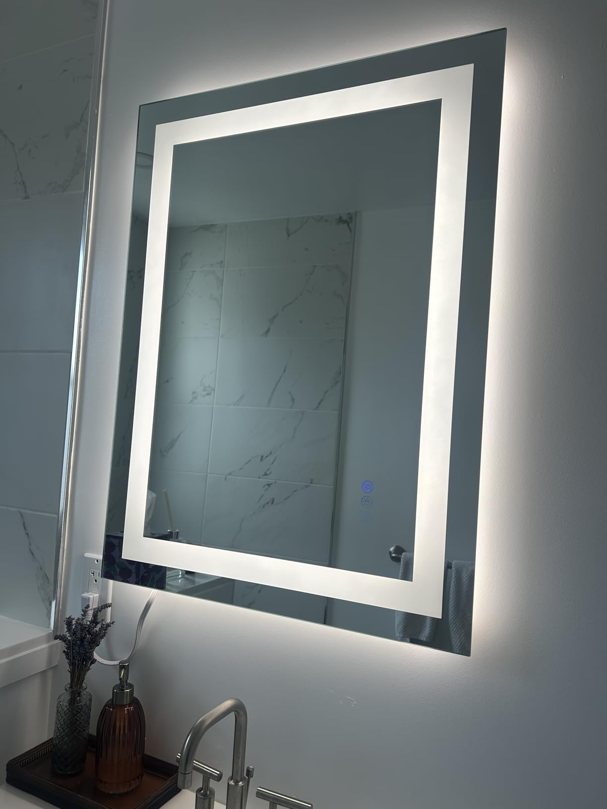 40X32 LED Bathroom Mirror with Lights, Anti-Fog, Dimmable, Backlit + Front Lit, Smart Bathroom Vanity Mirror, Memory Function, Shatterproof, Tempered Glass (Horizontal/Vertical) customer photo 2