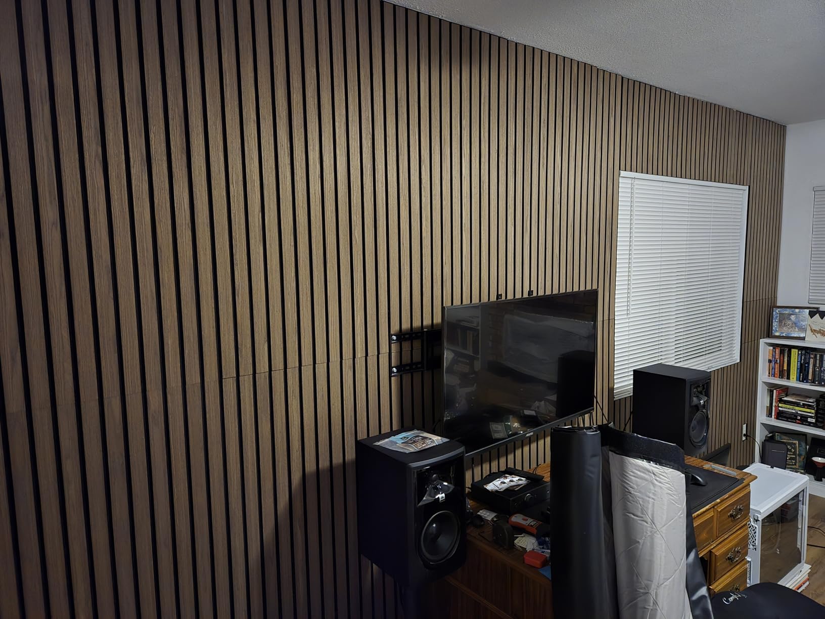 UMIACOUSTICS 6 Packs Acoustic Panel,47.2 x 23.6 Inches Decorative Sound Proof Panel for Office,Home Theater,Studio,Walnut Color customer photo 1