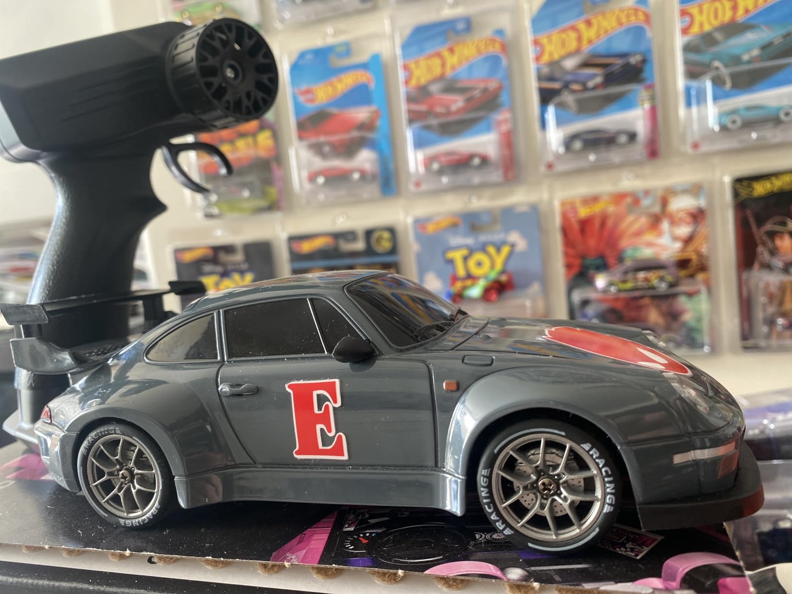 ACAMMZAR RC Drift Car, 1:24 Remote Control Car for Kids, 20KM/H 4WD High Speed RC Cars with LED Lights, Two Batteries, Extra Drifting Tires, Vehicle for Adults Boys Girls customer photo 1