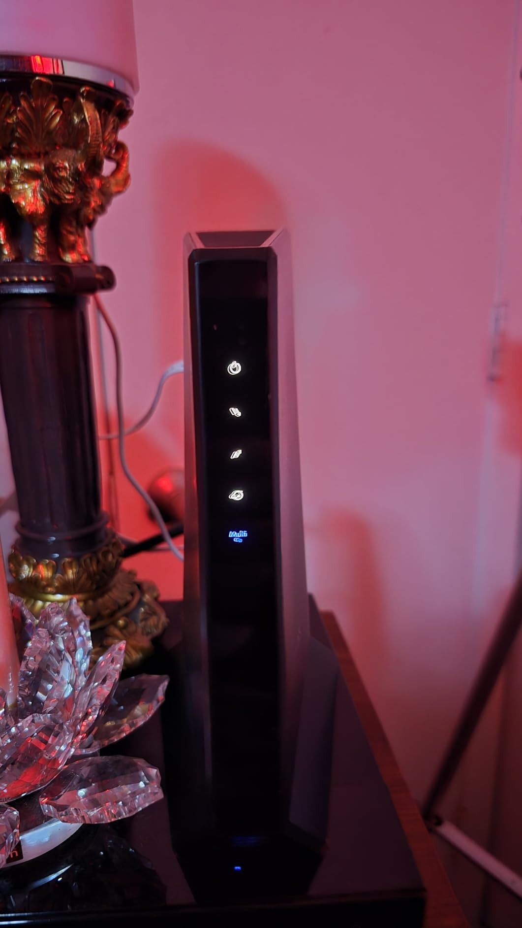 NETGEAR Nighthawk DOCSIS 3.1 Mid/high-Split Cable Modem (CM3000-1AZNAS) - Approved for Today's Fastest Speeds - Works With all Cable Providers, Incl. Xfinity, Spectrum, Cox - Cable Plans up to 2.5Gbps customer photo 2