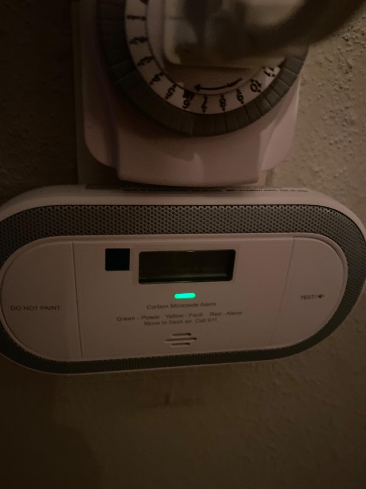 X-Sense Wi-Fi Plug-in Carbon Monoxide Detector with AAA Battery Backup, No-Cost App Notifications, XC0C-iA, 1-Pack customer photo 1