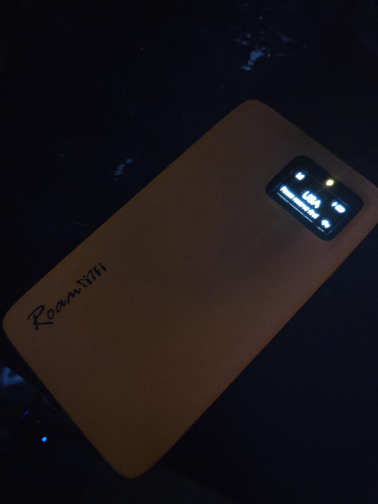 RoamWiFi 4G LTE Mobile Hotspot Router Worldwide Portable High Speed Hotspot with US 1GB Data 30Day No SIM Card Needed 10 Connected Devices Pocket Hotspot for Travel in 170+ Countries customer photo 2