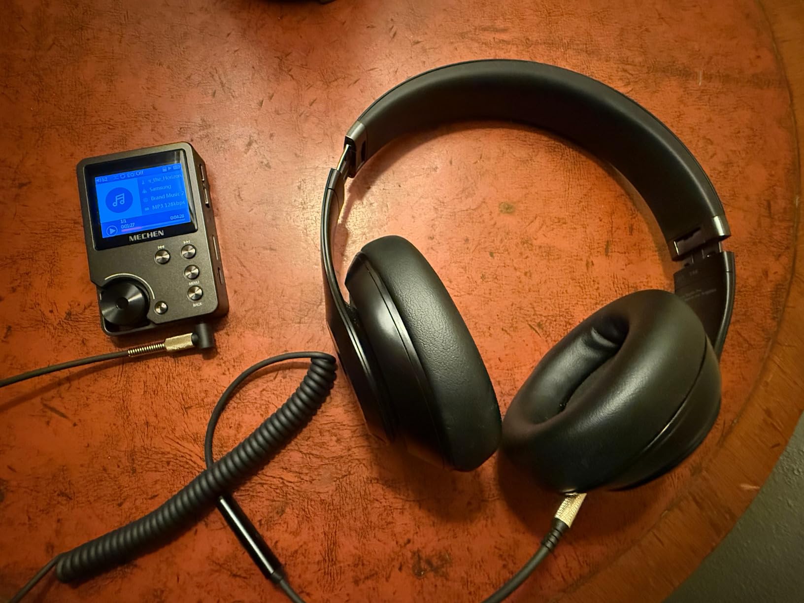 MECHEN M30 HiFi MP3 Player, Lossless DSD High Resolution Digital Audio Music Player, High-Res Portable Audio Player with 64GB Memory Card (Gray) customer photo 2