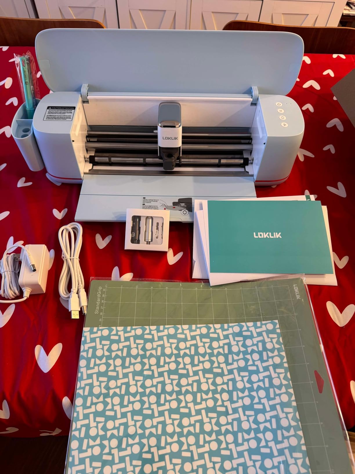 LOKLiK Cutting Machine 2 by HTVRONT - 5 in 1 Vinyl Cutter Machine with 5X Cutting Force, Cuts 100+ Materials, AI Painting, 13'' Smart Die Cutting Machine for All Crafts Cards 3D Arts Home Decor customer photo 2