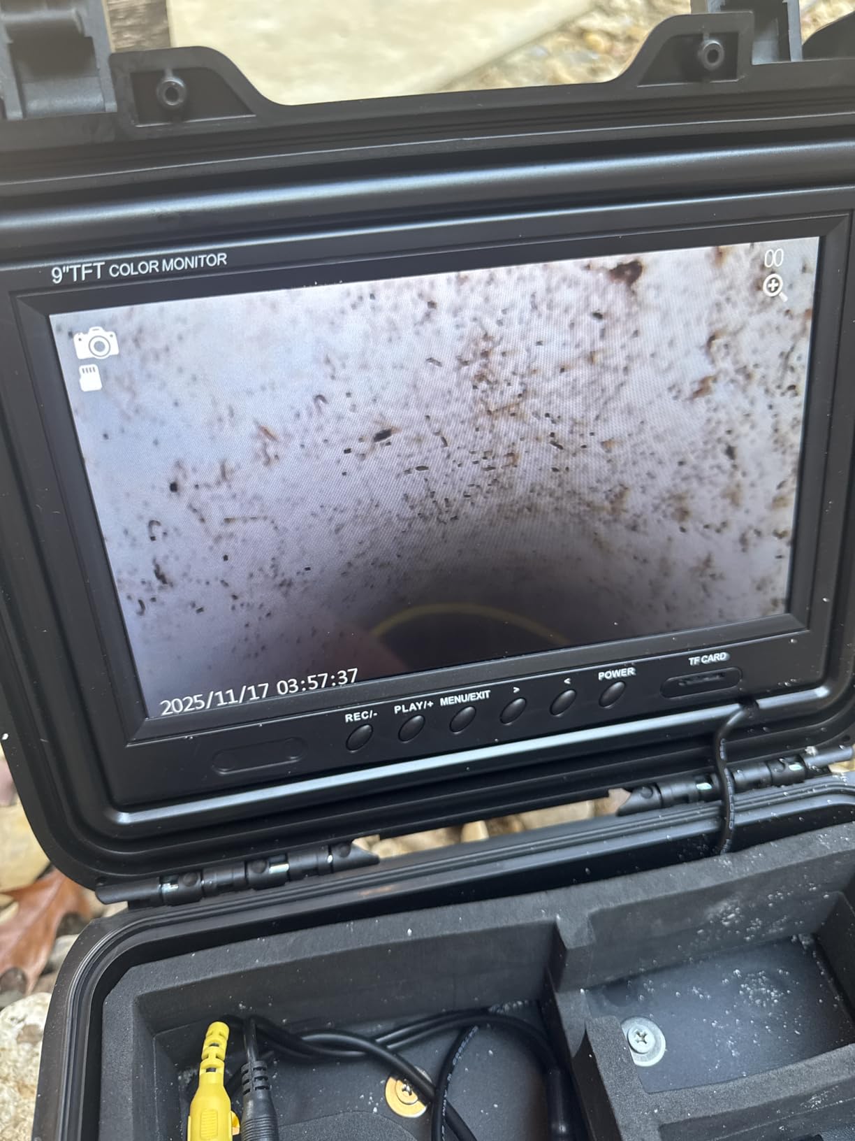 VEVOR Sewer Camera, 98 ft/30m, Self-Leveling Drain Inspection Camera with 9