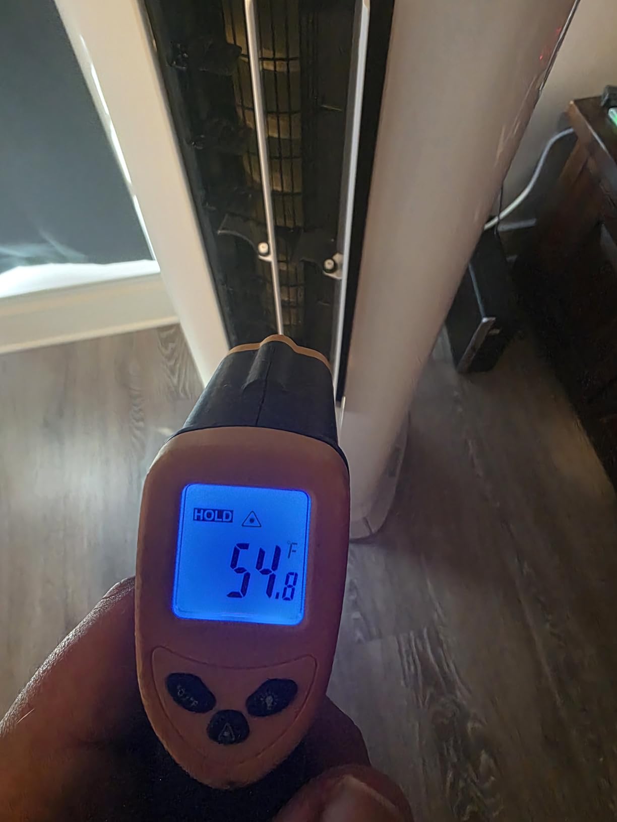 Hisense API0825UW1D Smart Inverter Twin Hose 8,000 BTU (DOE) 350 SF Heat/Cool Tower Portable Air Conditioner, White customer photo 2