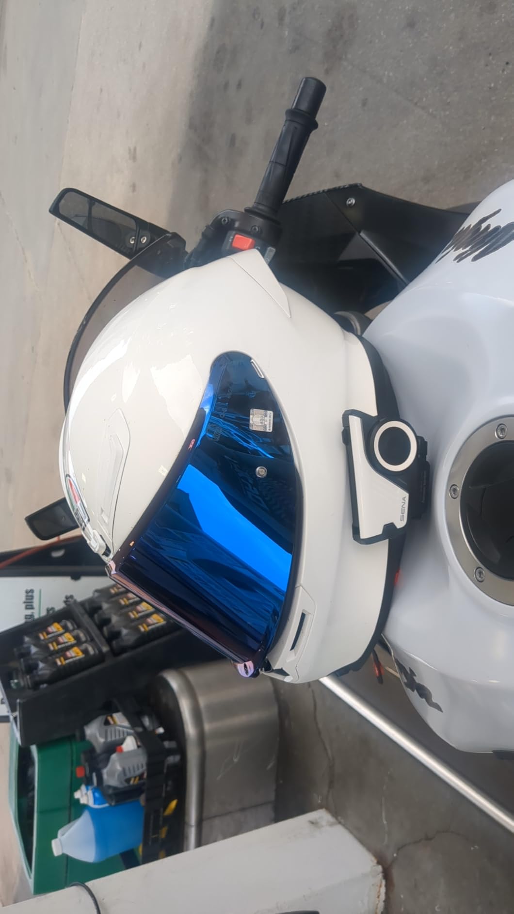 Sena 60S Motorcycle Communication Headset with Wave, Mesh, and Bluetooth Intercom, 2nd Generation Sound by Harman Kardon customer photo 2