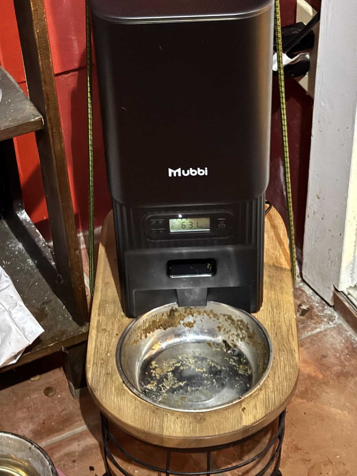 Automatic Cat Feeders, 7L/29 Cups Automatic Dog Feeder with Desiccant Bag, 1-6 Meals Ideal for 2-15mm Dry Food, Suitble for Multiple Pets, Dual Power Supply, Detachable Washable customer photo 1