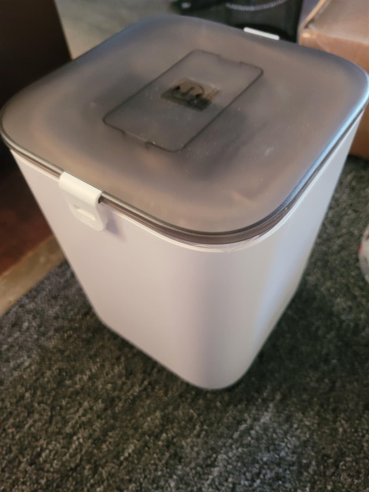 Automatic Cat Feeders, 7L/29 Cups Automatic Dog Feeder with Desiccant Bag, 1-6 Meals Ideal for 2-15mm Dry Food, Suitble for Multiple Pets, Dual Power Supply, Detachable Washable customer photo 2