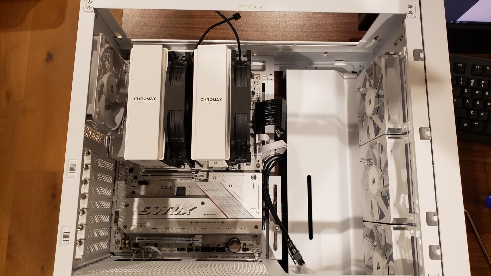 ASUS ROG Strix B850-A Gaming WiFi AMD AM5 B850 ATX Motherboard 14+2+2 Power Stages, DDR5 AEMP, 2.5G LAN, WiFi 7 with Q-Antenna, 4X M.2, PCIe 5.0, USB 20Gbps Type-C, AI Networking II, ASUS AI Advisor customer photo 1